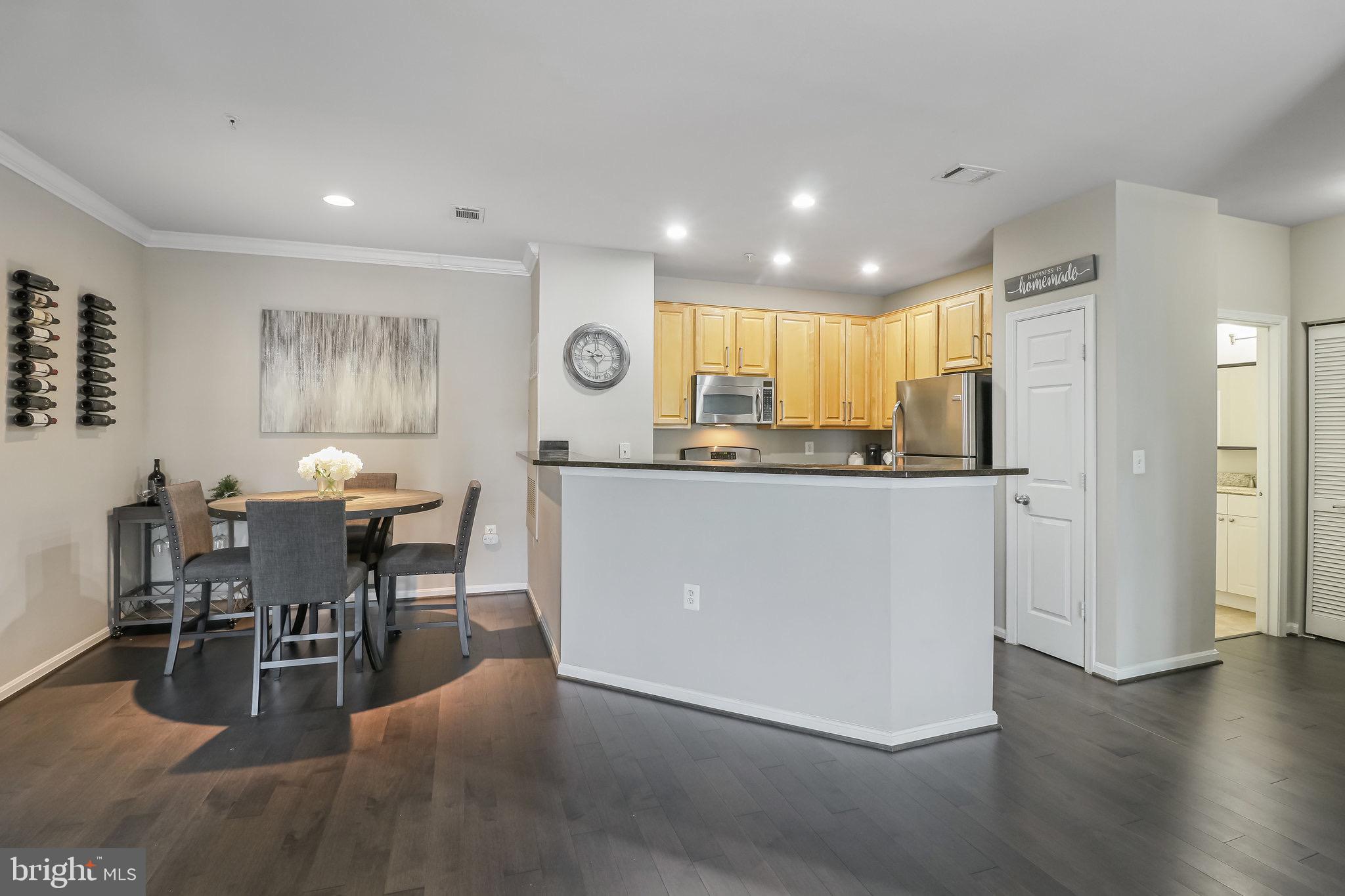 FAIRFAX  RIDGE CONDO - Residential