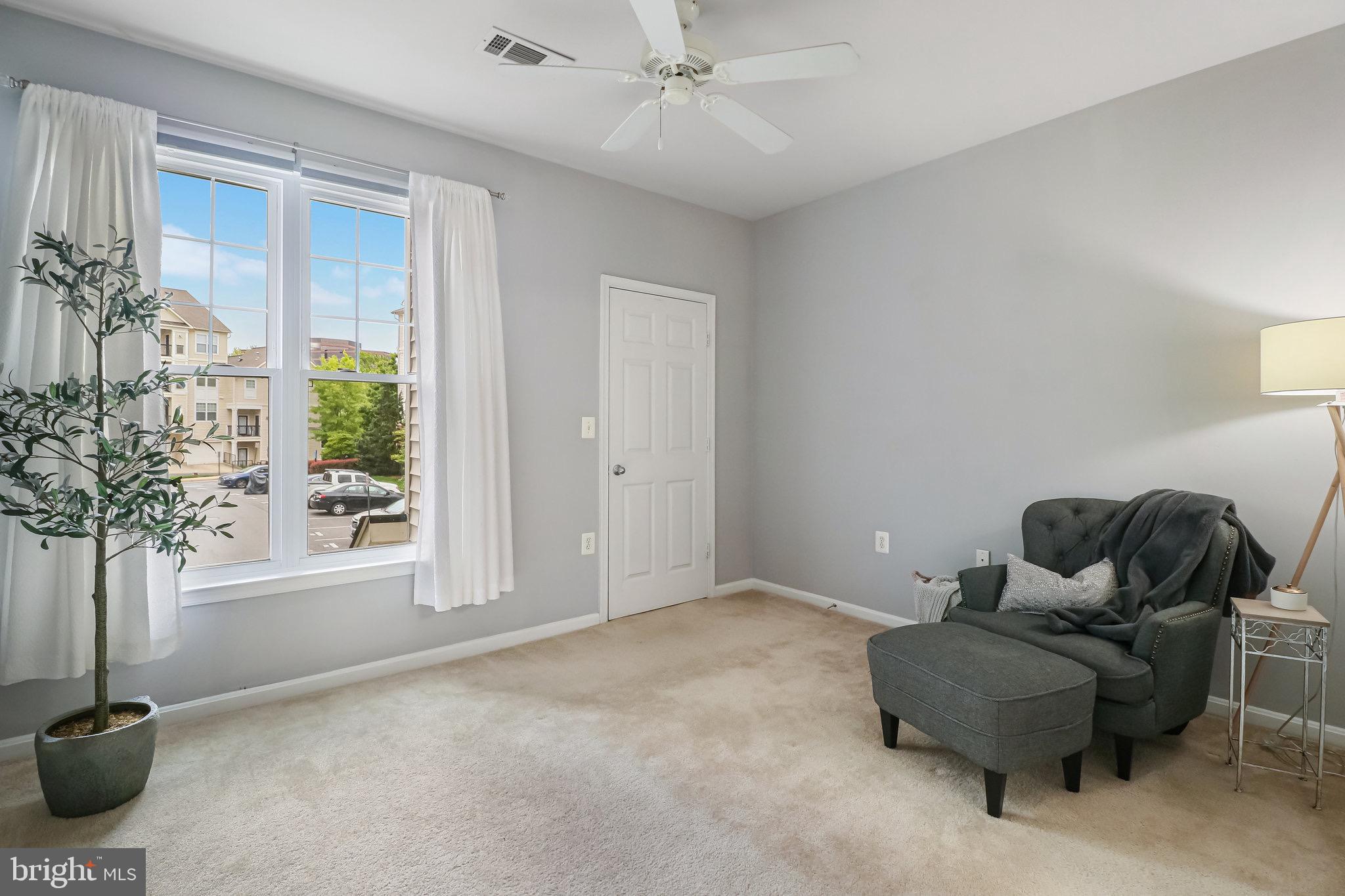 FAIRFAX  RIDGE CONDO - Residential