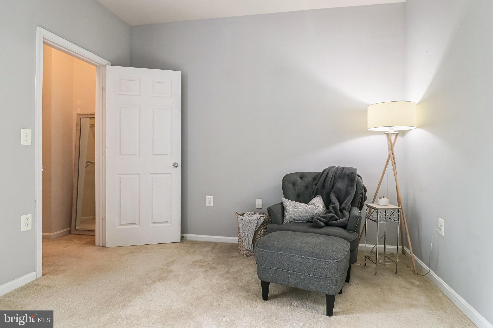 FAIRFAX  RIDGE CONDO - Residential