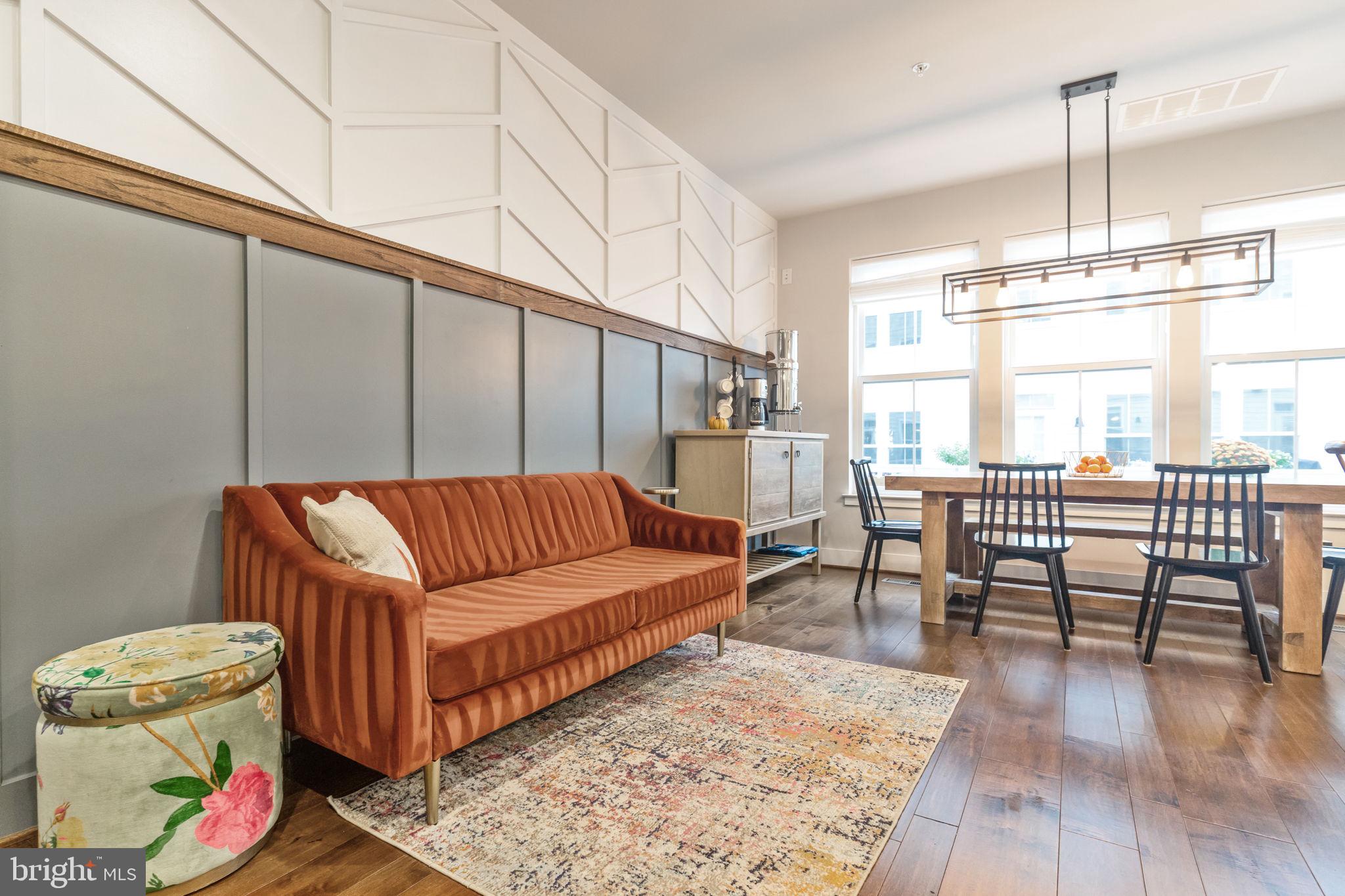 FOUR SEASONS - Residential Lease