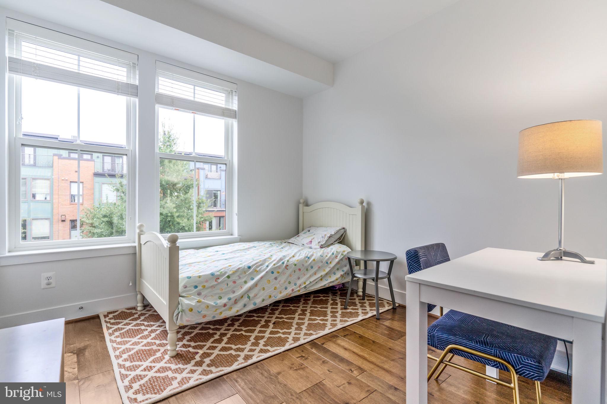 FOUR SEASONS - Residential Lease