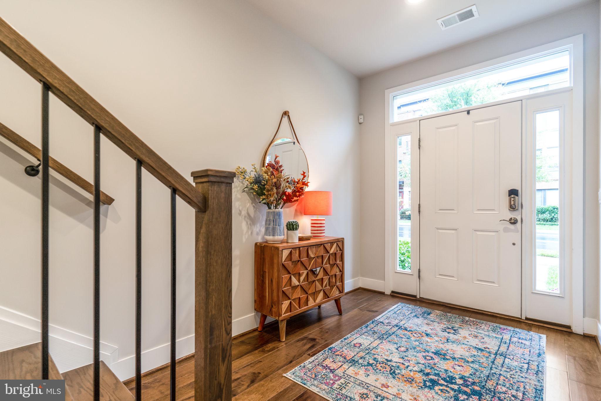 FOUR SEASONS - Residential Lease