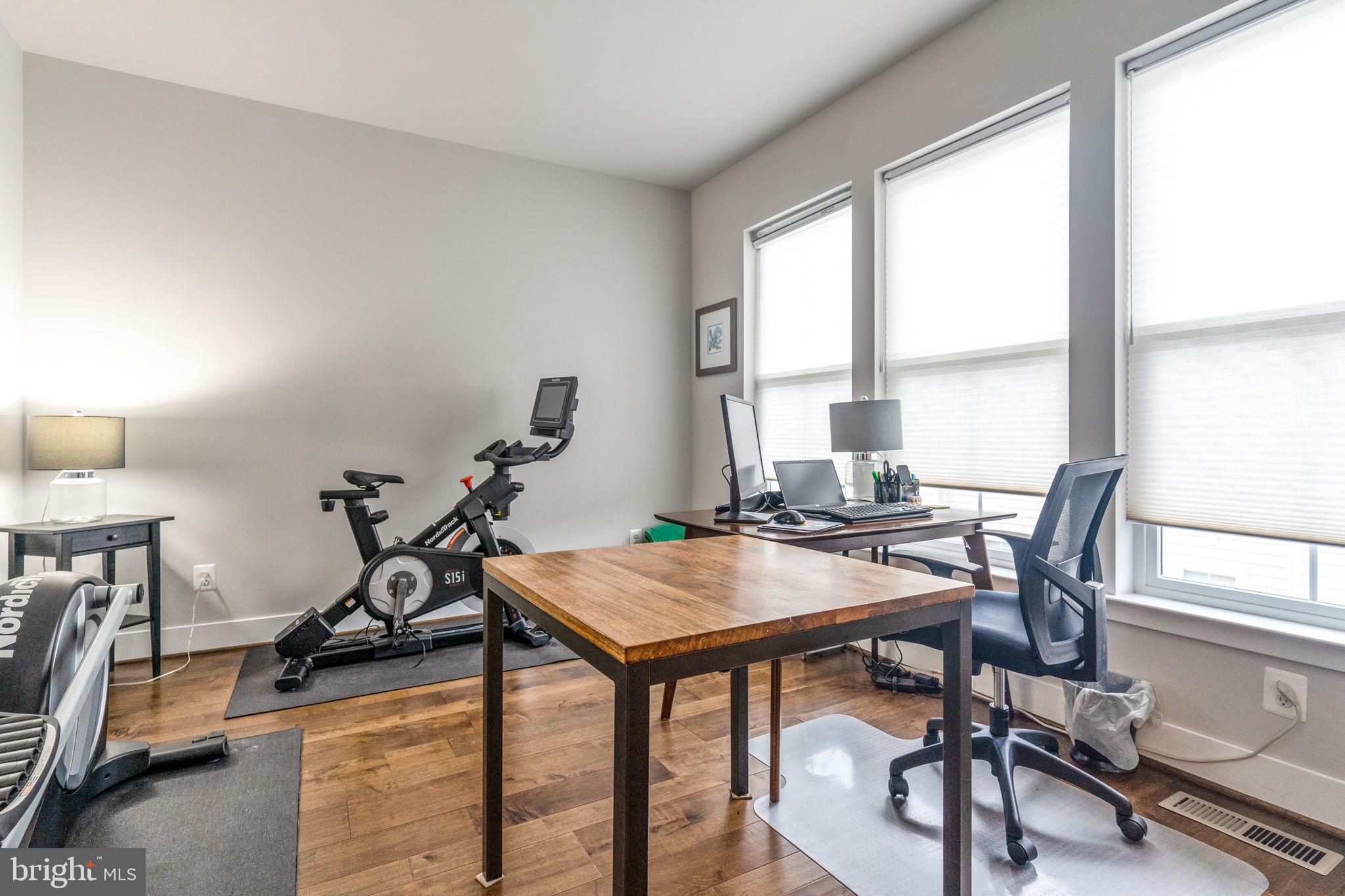 FOUR SEASONS - Residential Lease