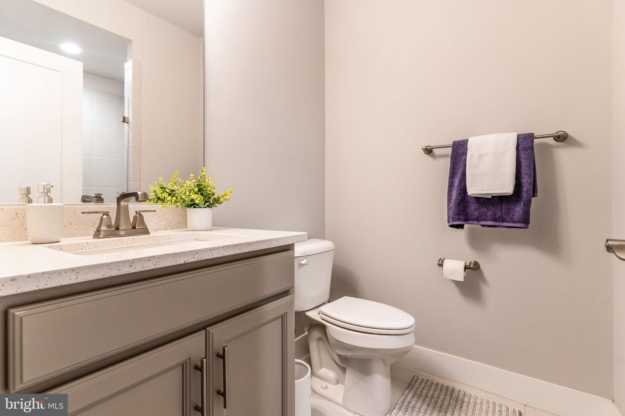 FOUR SEASONS - Residential Lease