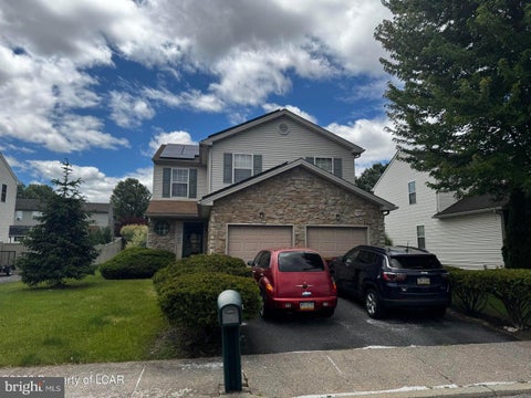Homes For Sale - 2585 Hickory Drive<br/> EASTON, PA 18040