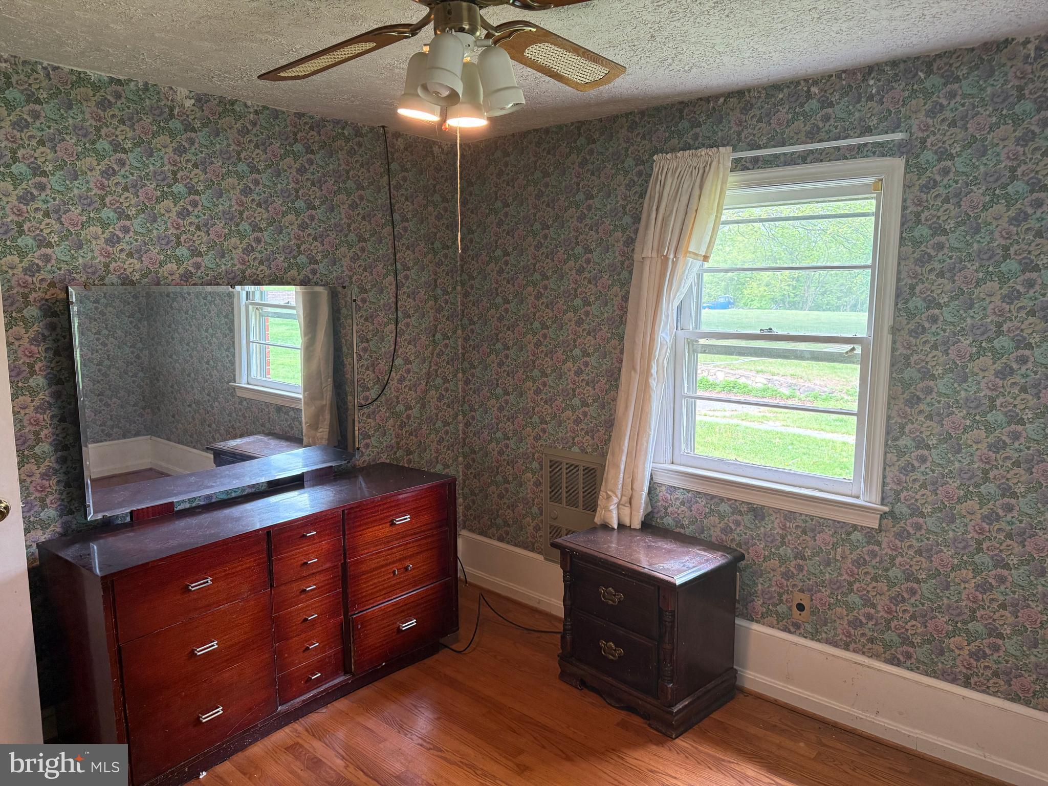 DAMASCUS OUTSIDE - Residential