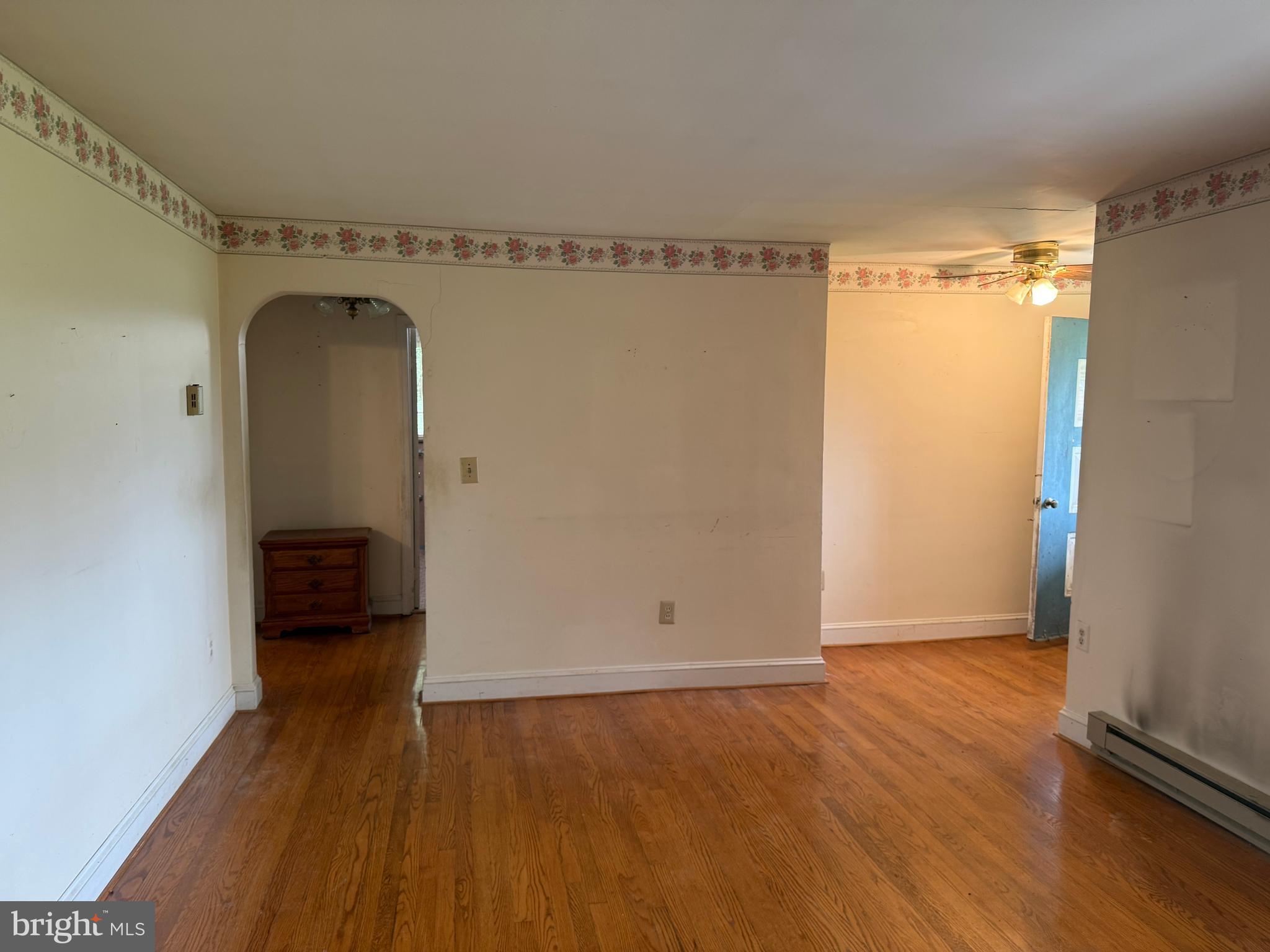 DAMASCUS OUTSIDE - Residential