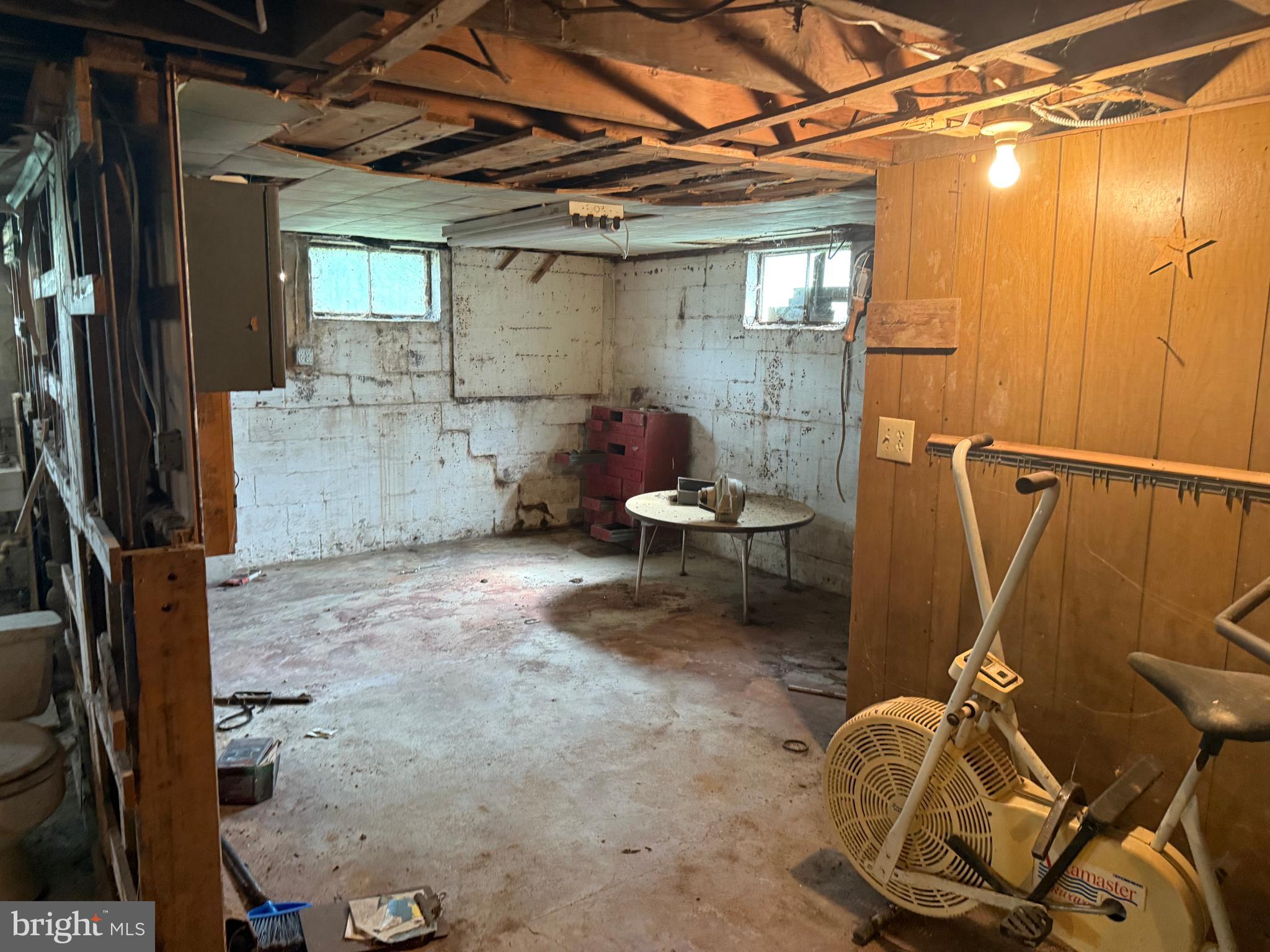 DAMASCUS OUTSIDE - Residential