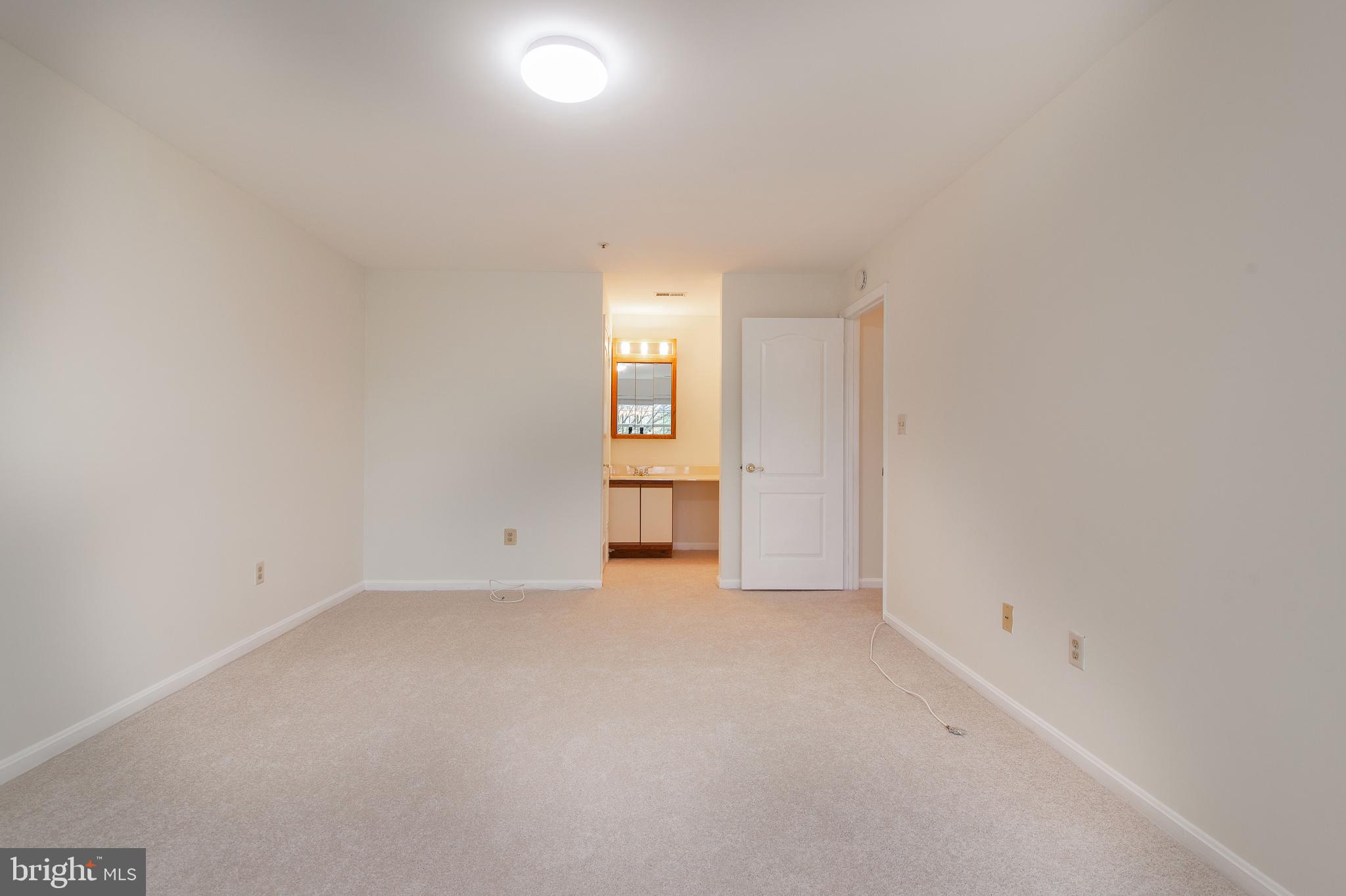 MONTGOMERY RUN - Residential