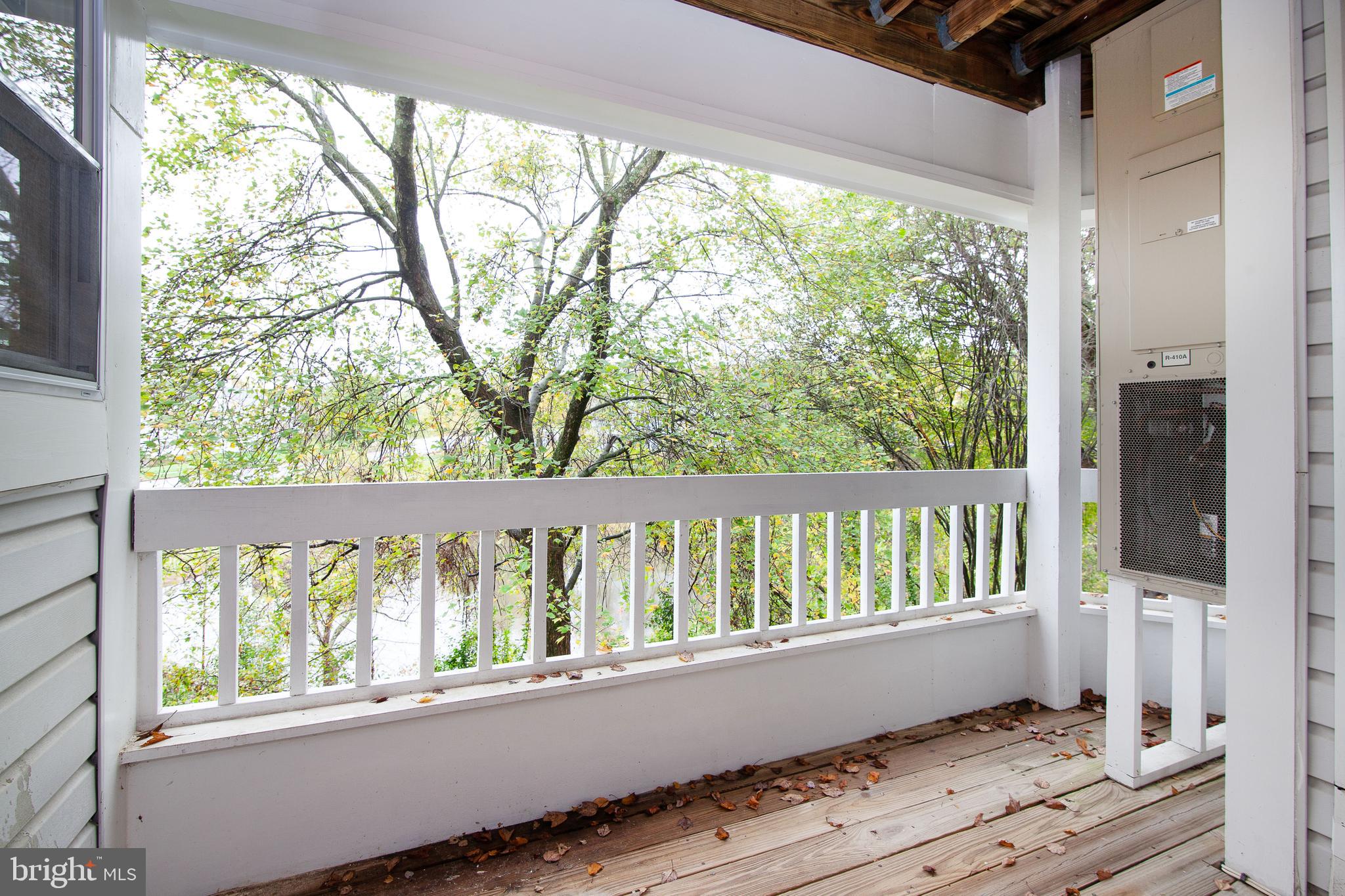 MONTGOMERY RUN - Residential