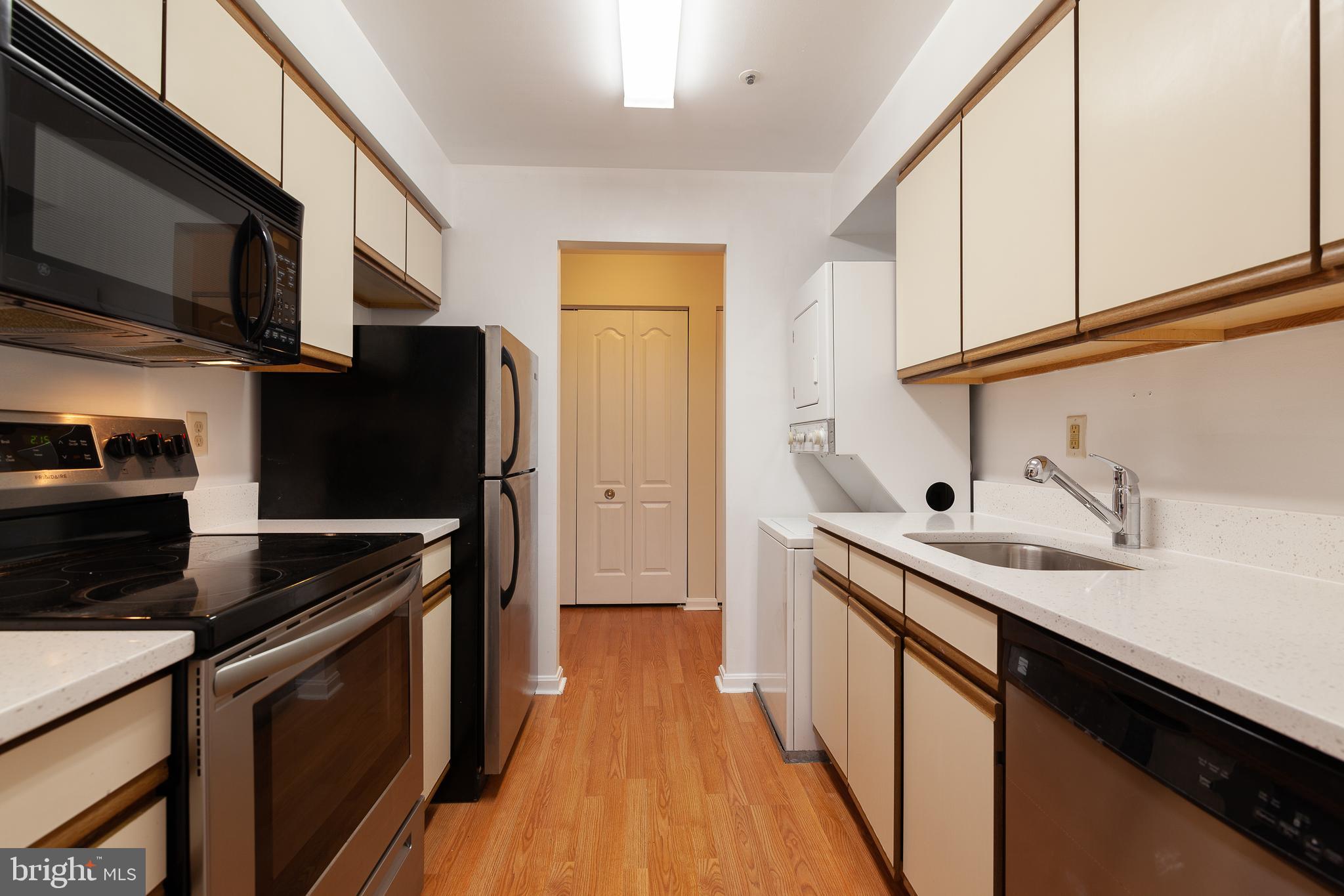 MONTGOMERY RUN - Residential