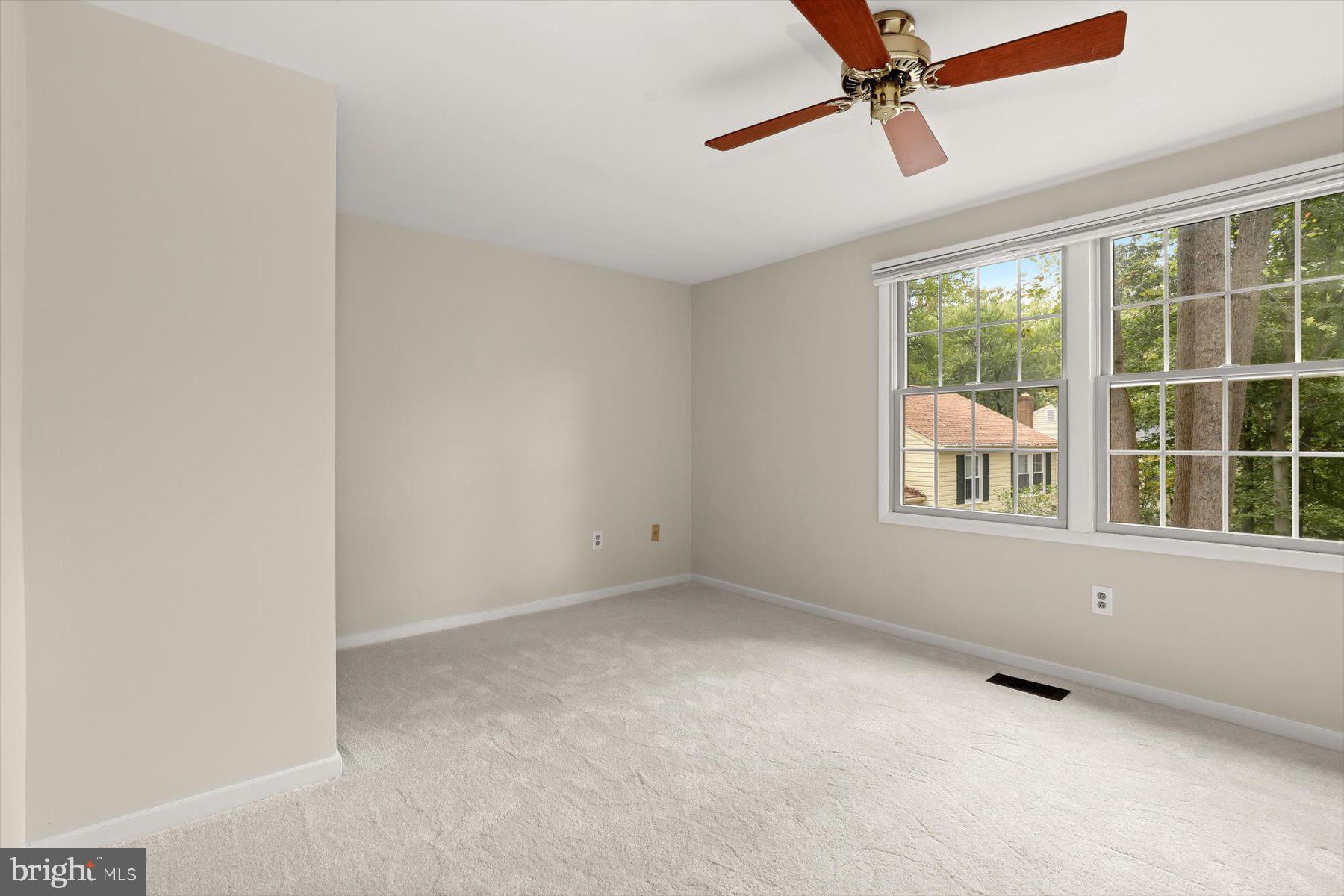 VILLAGE OF LONG REACH - Residential