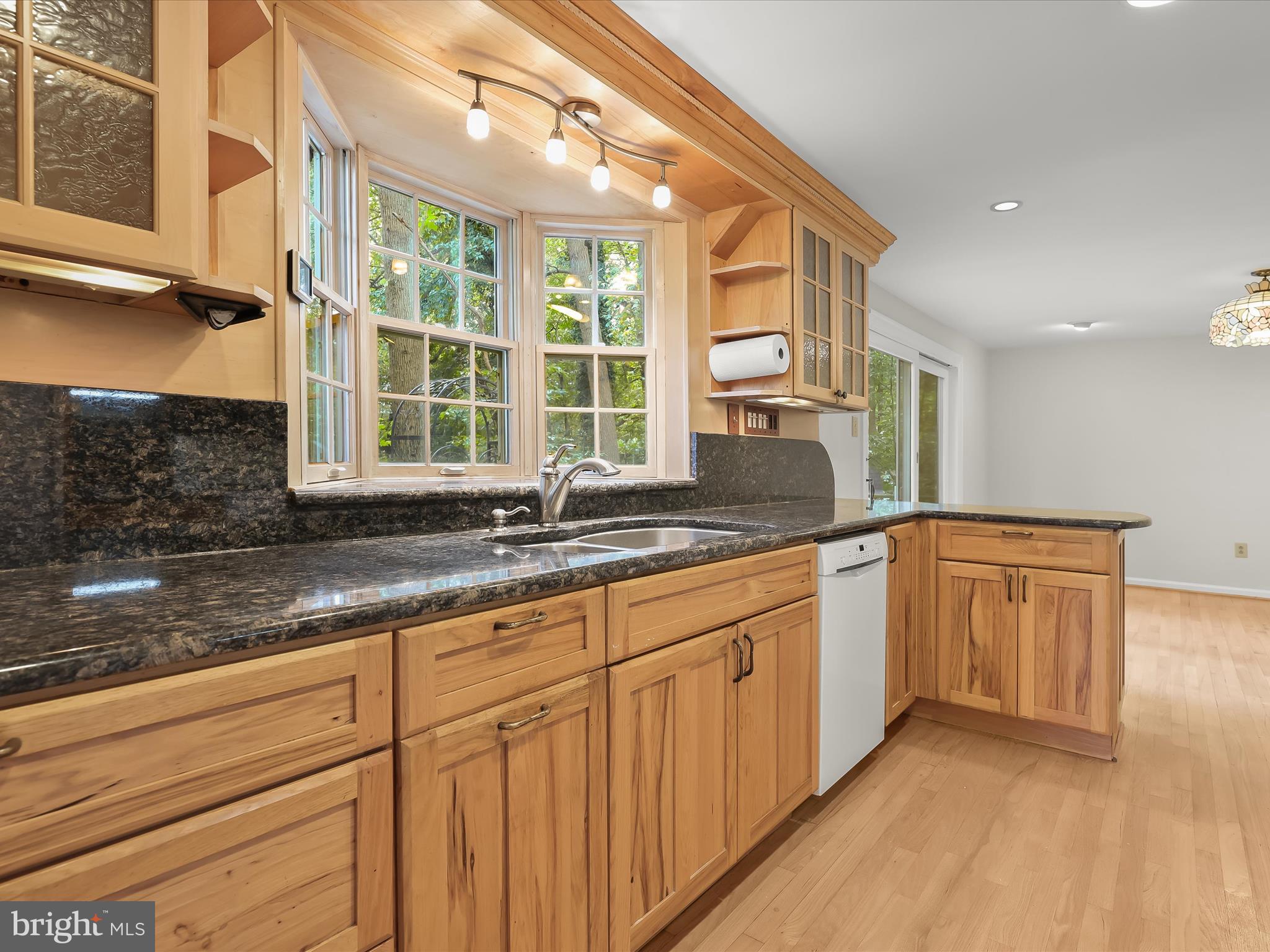 VILLAGE OF LONG REACH - Residential