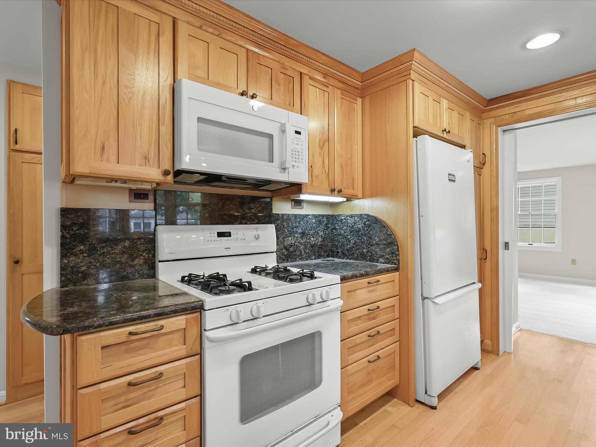 VILLAGE OF LONG REACH - Residential