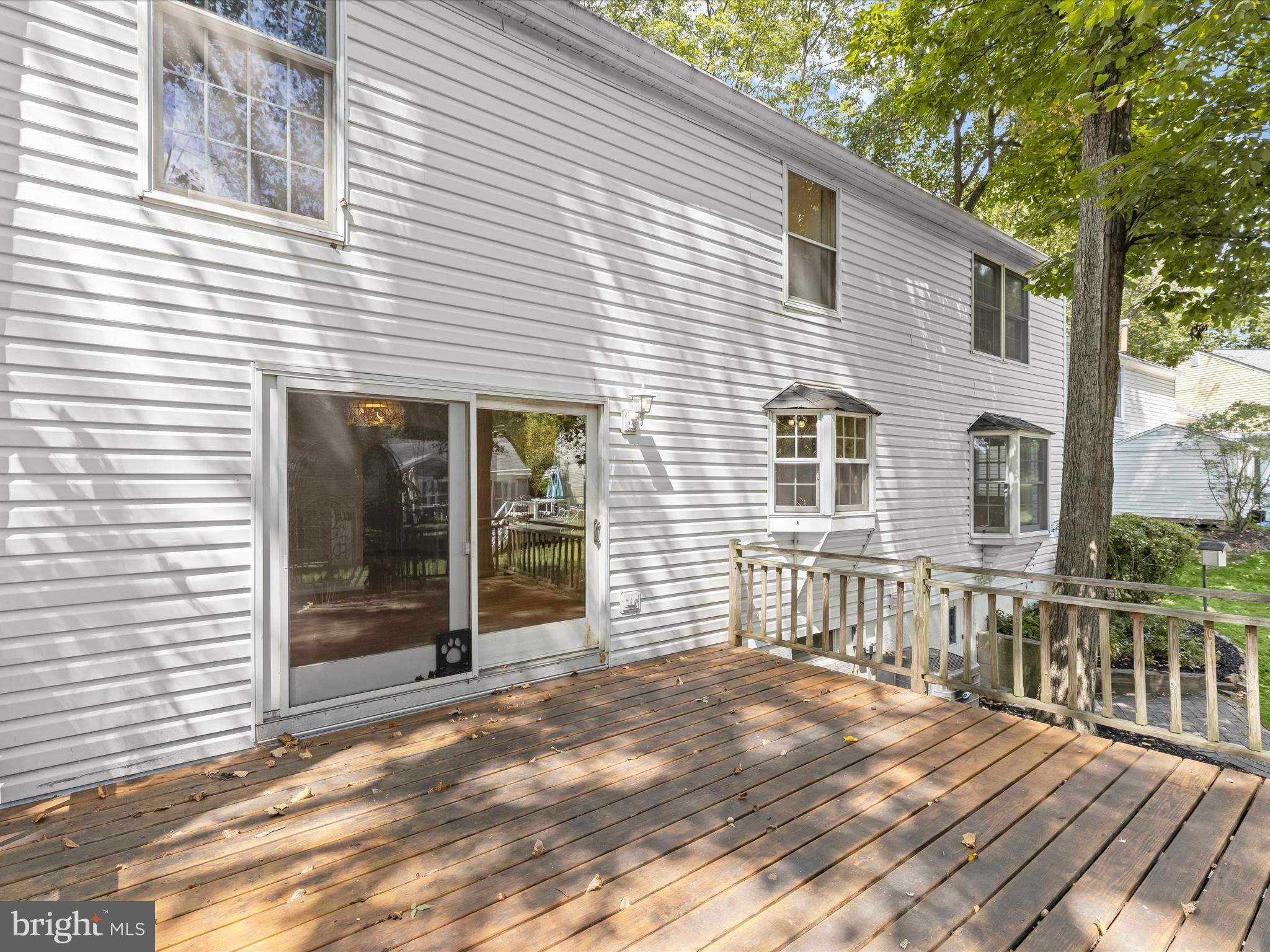 VILLAGE OF LONG REACH - Residential