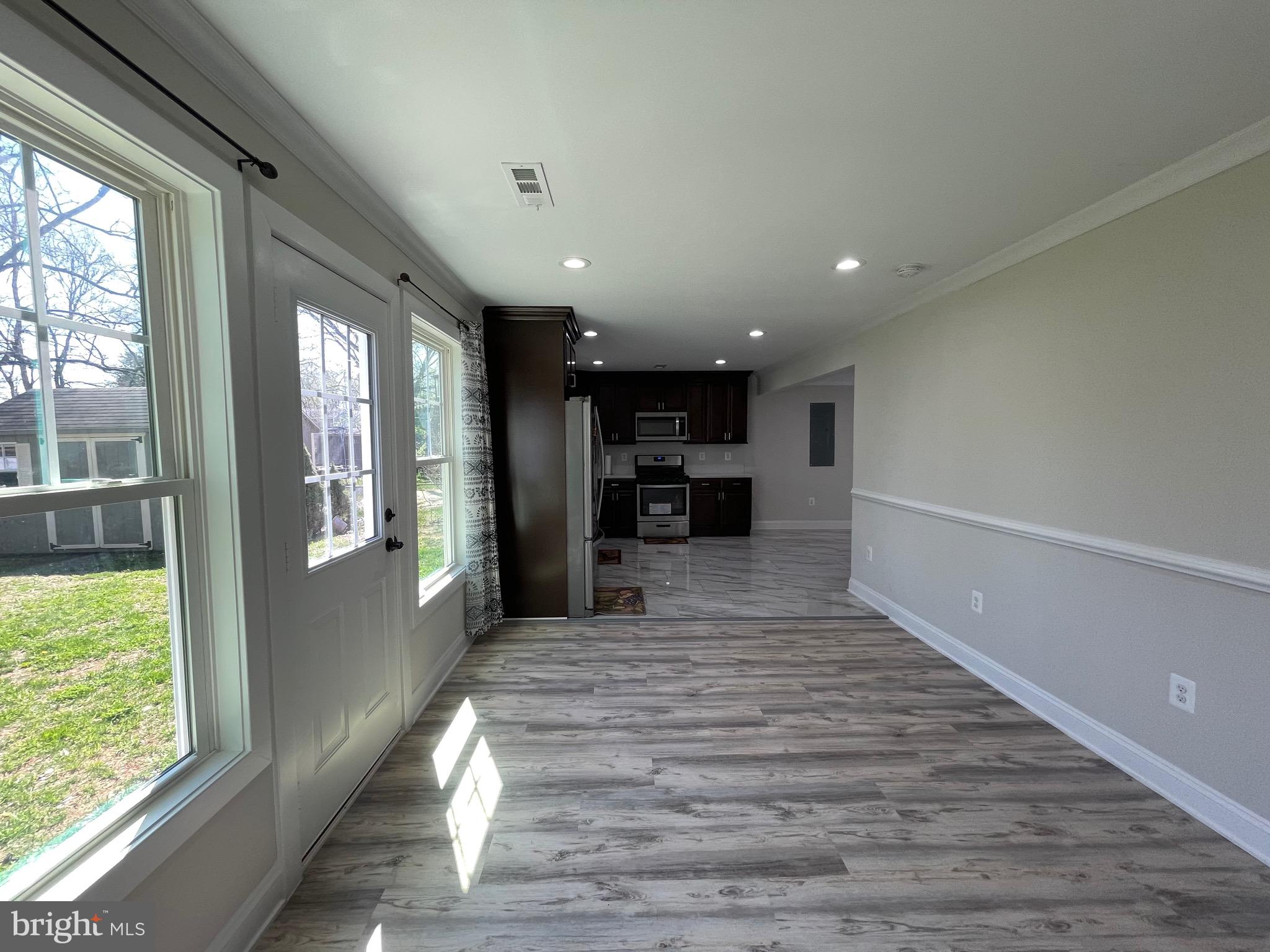 MANASSAS PARK - Residential