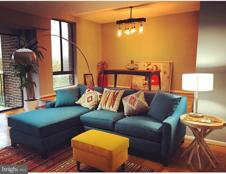 AMERICANA FINMARK - Residential Lease