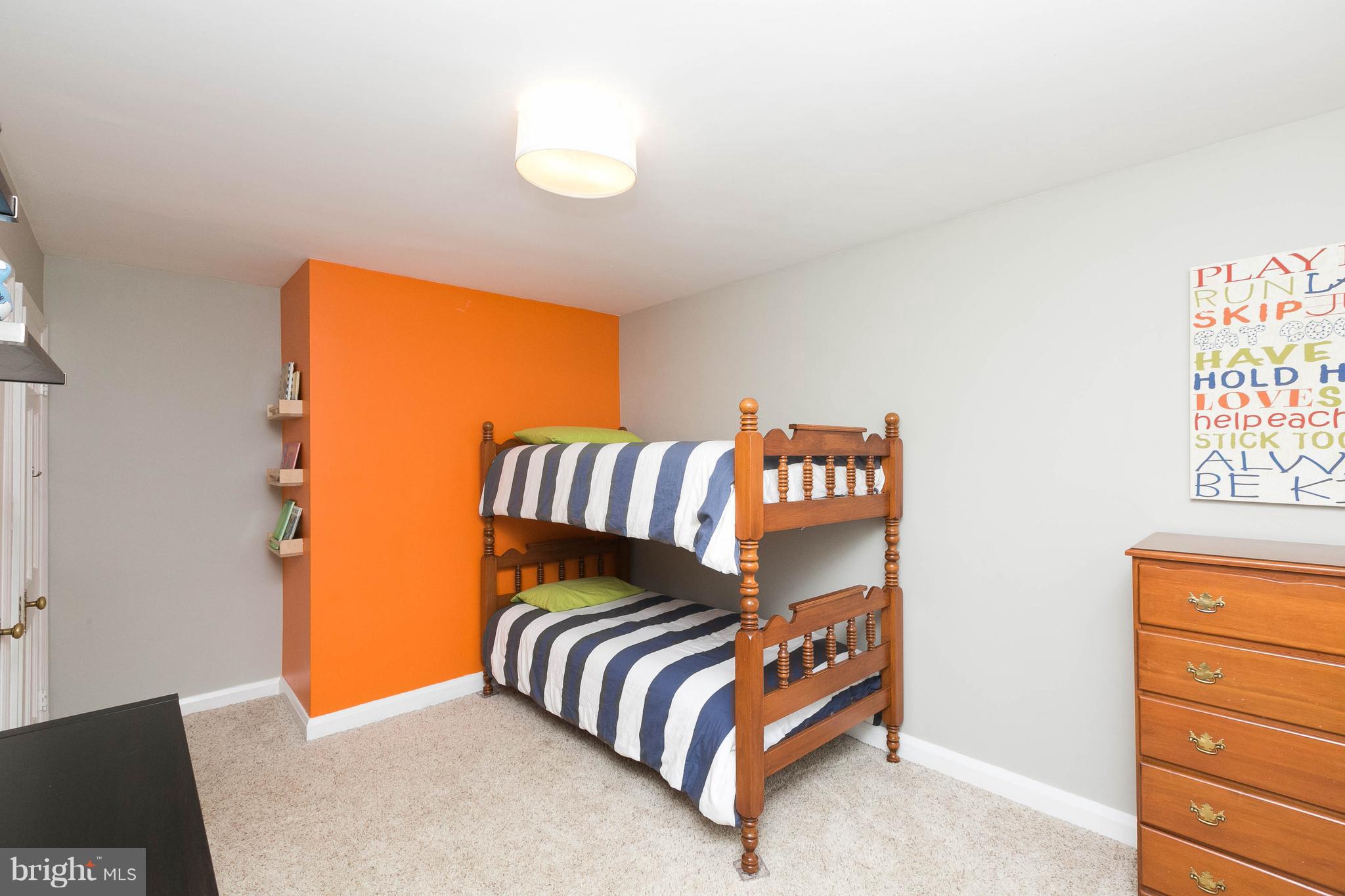 ACADEMY HEIGHTS - Residential