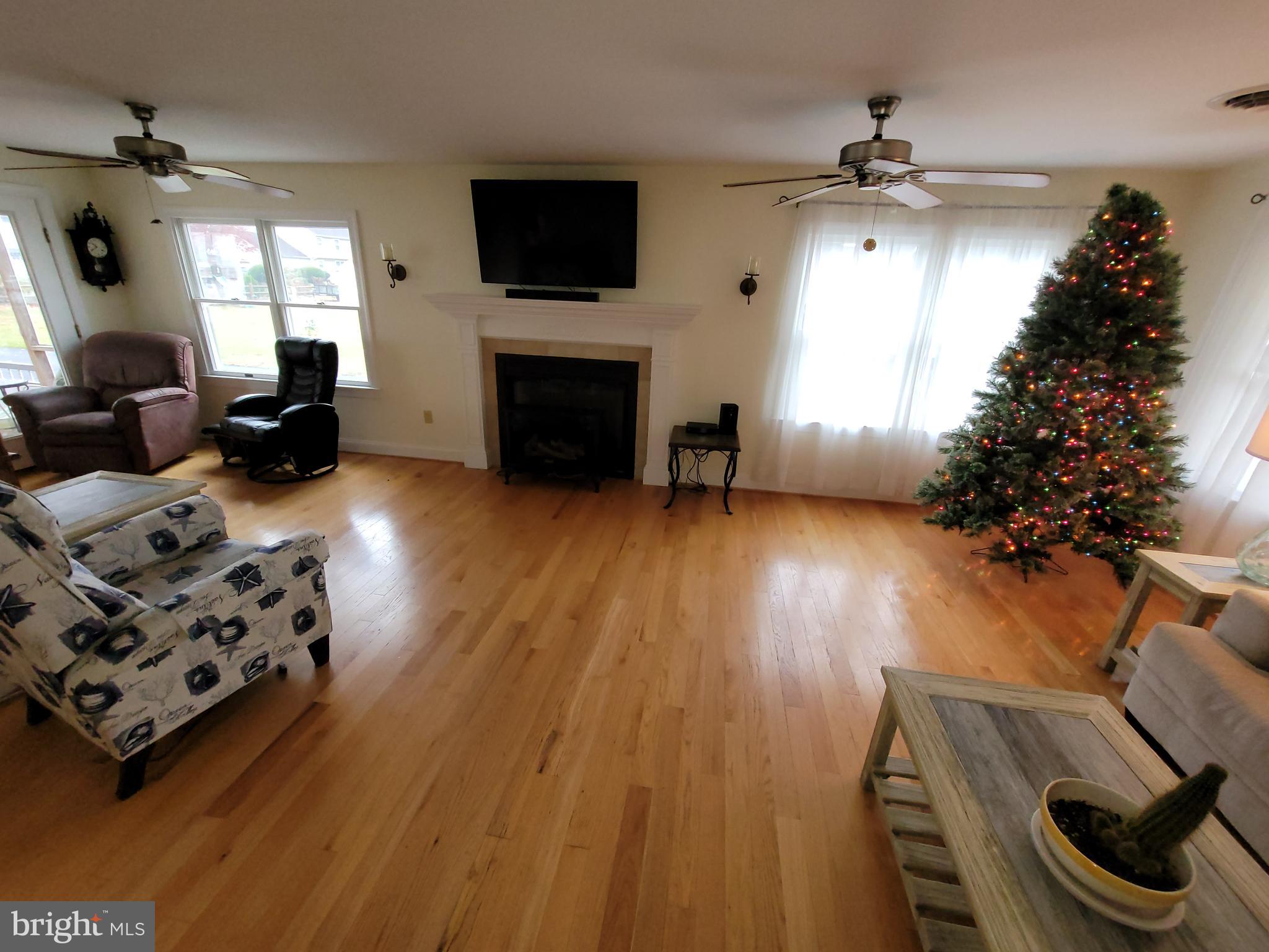 CENTREVILLE - Residential