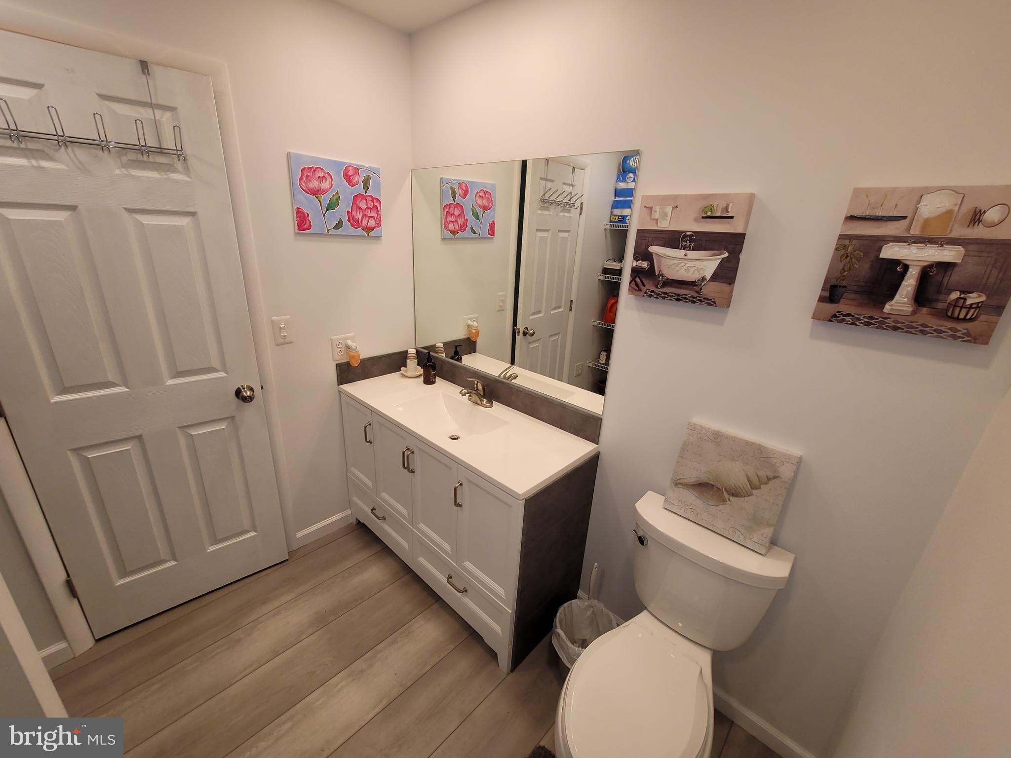 CENTREVILLE - Residential