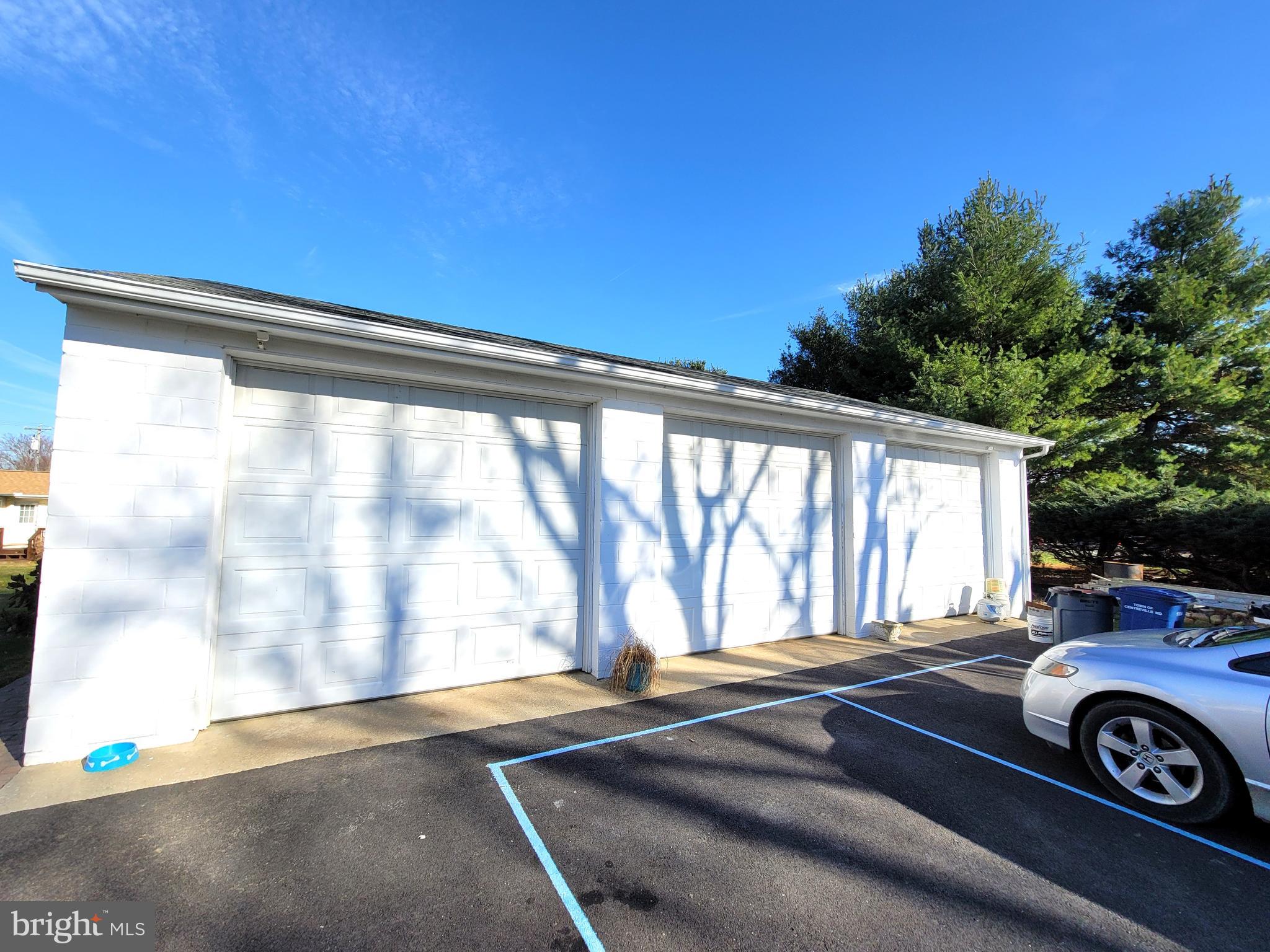 CENTREVILLE - Residential