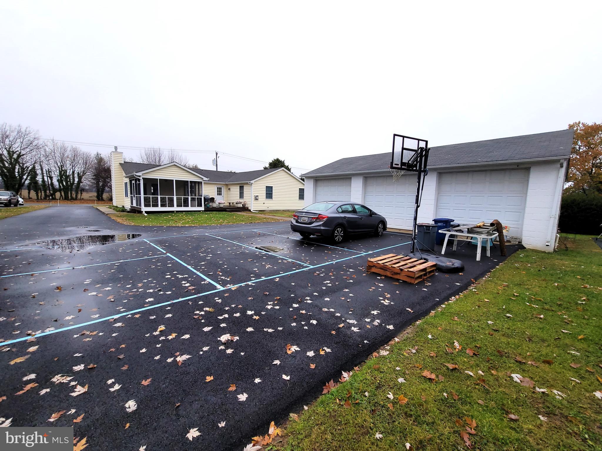 CENTREVILLE - Residential