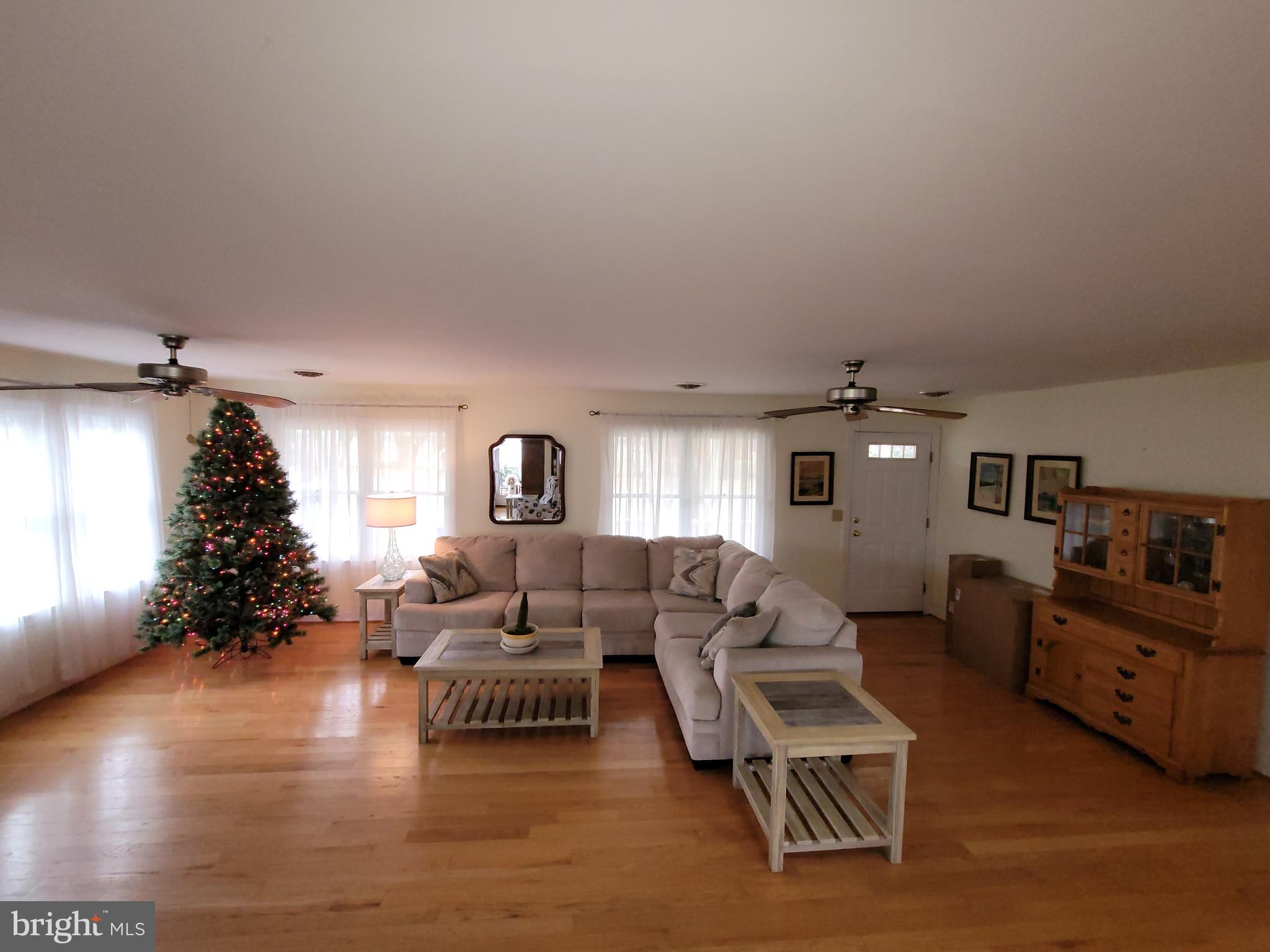 CENTREVILLE - Residential