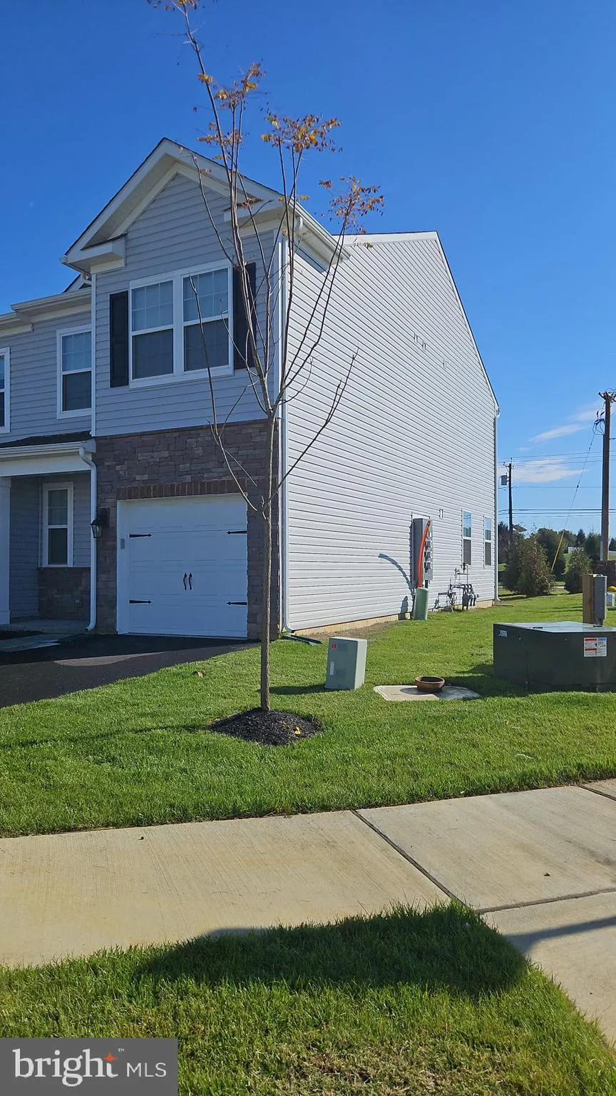 Westampton, New Jersey 08060, United States, 3 Bedrooms Bedrooms, ,3 BathroomsBathrooms,Residential,Pending,47025