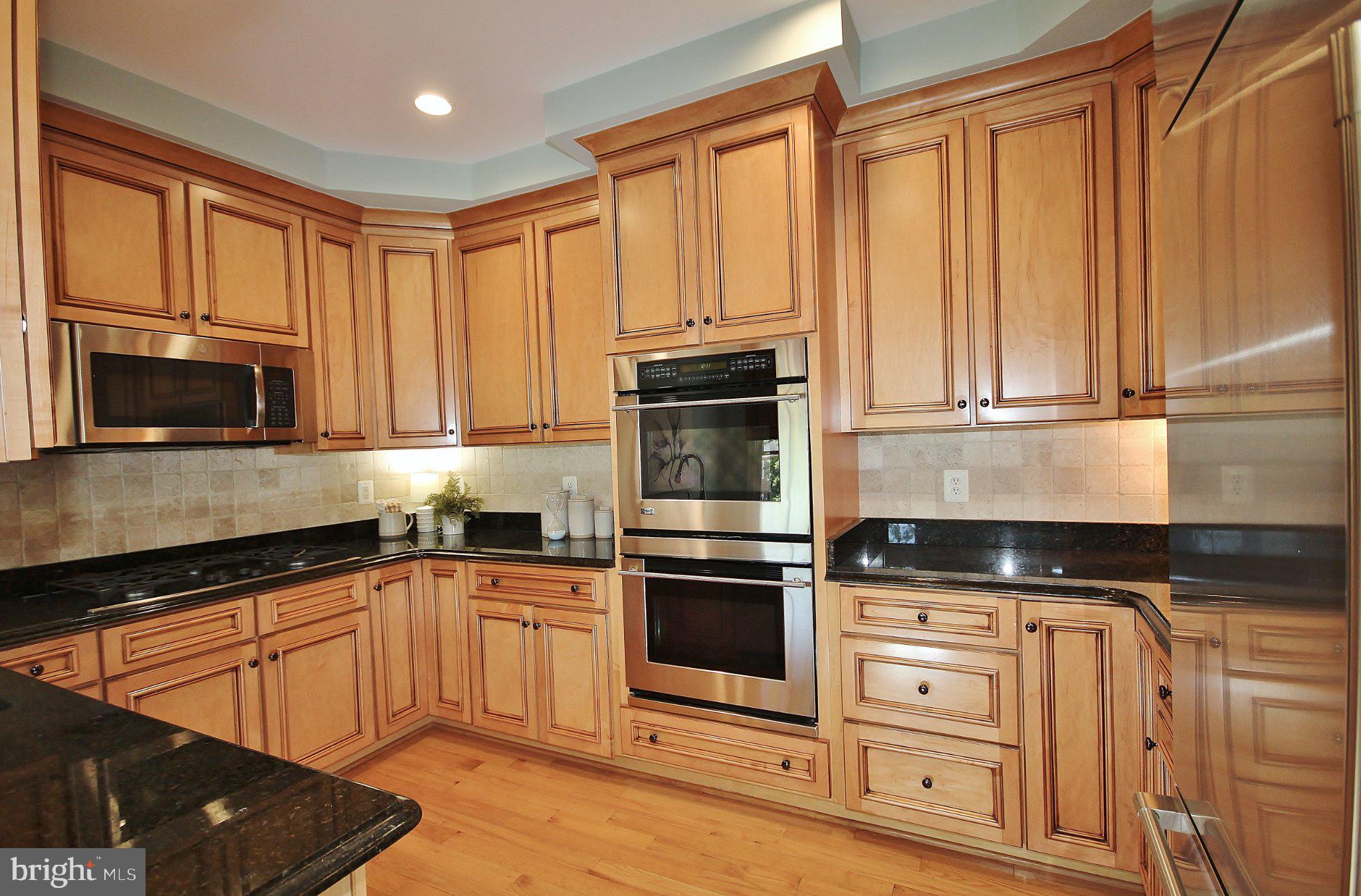 CHATHAM SQUARE - Residential