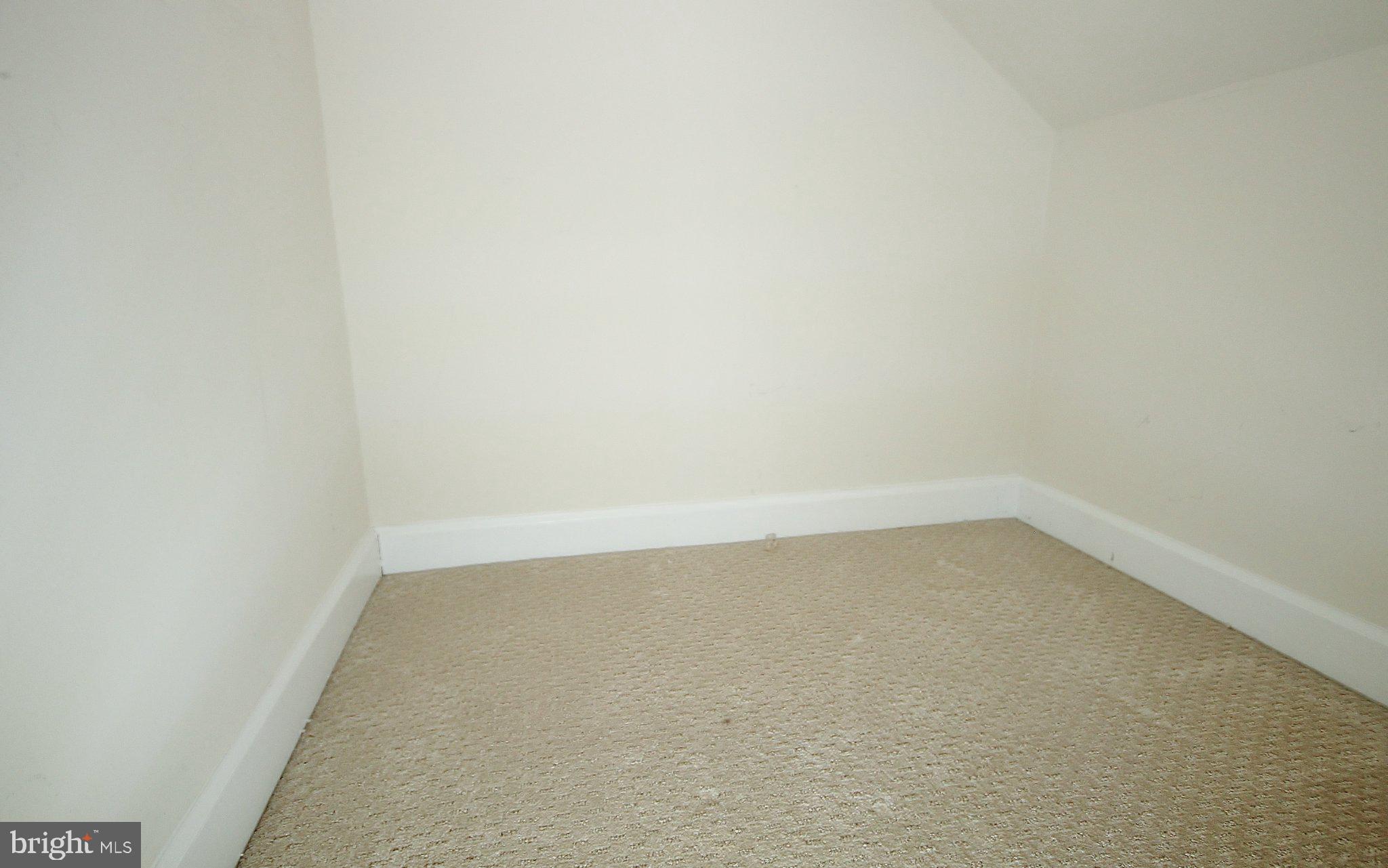 CHATHAM SQUARE - Residential
