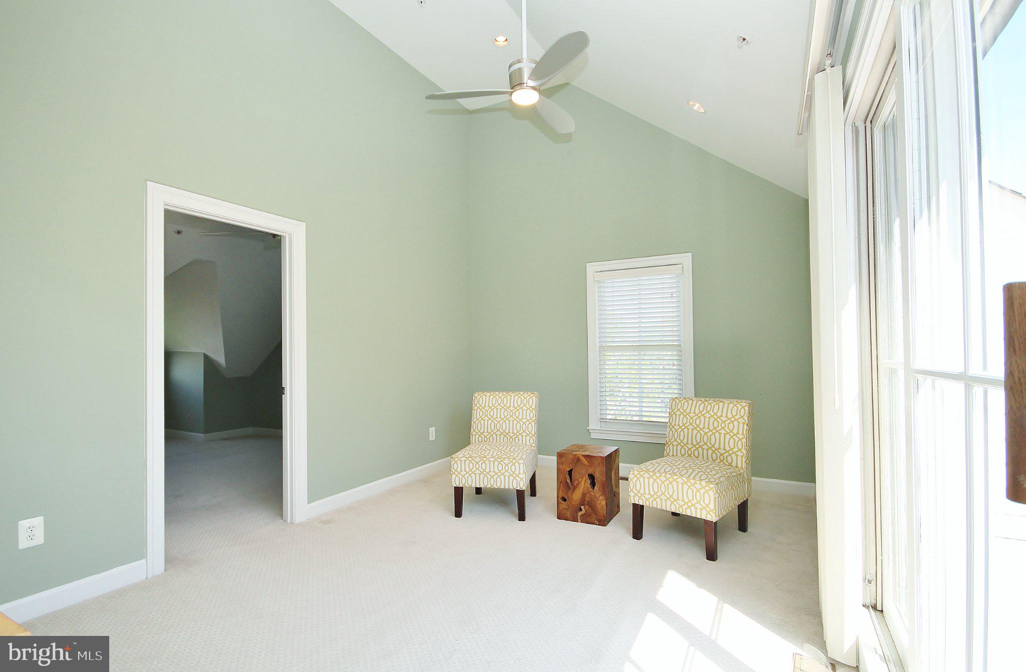 CHATHAM SQUARE - Residential