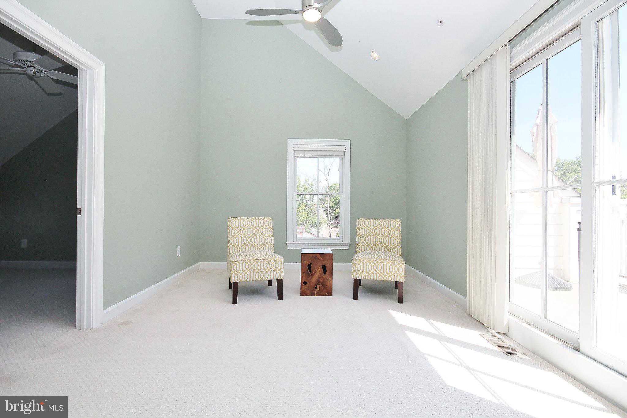 CHATHAM SQUARE - Residential