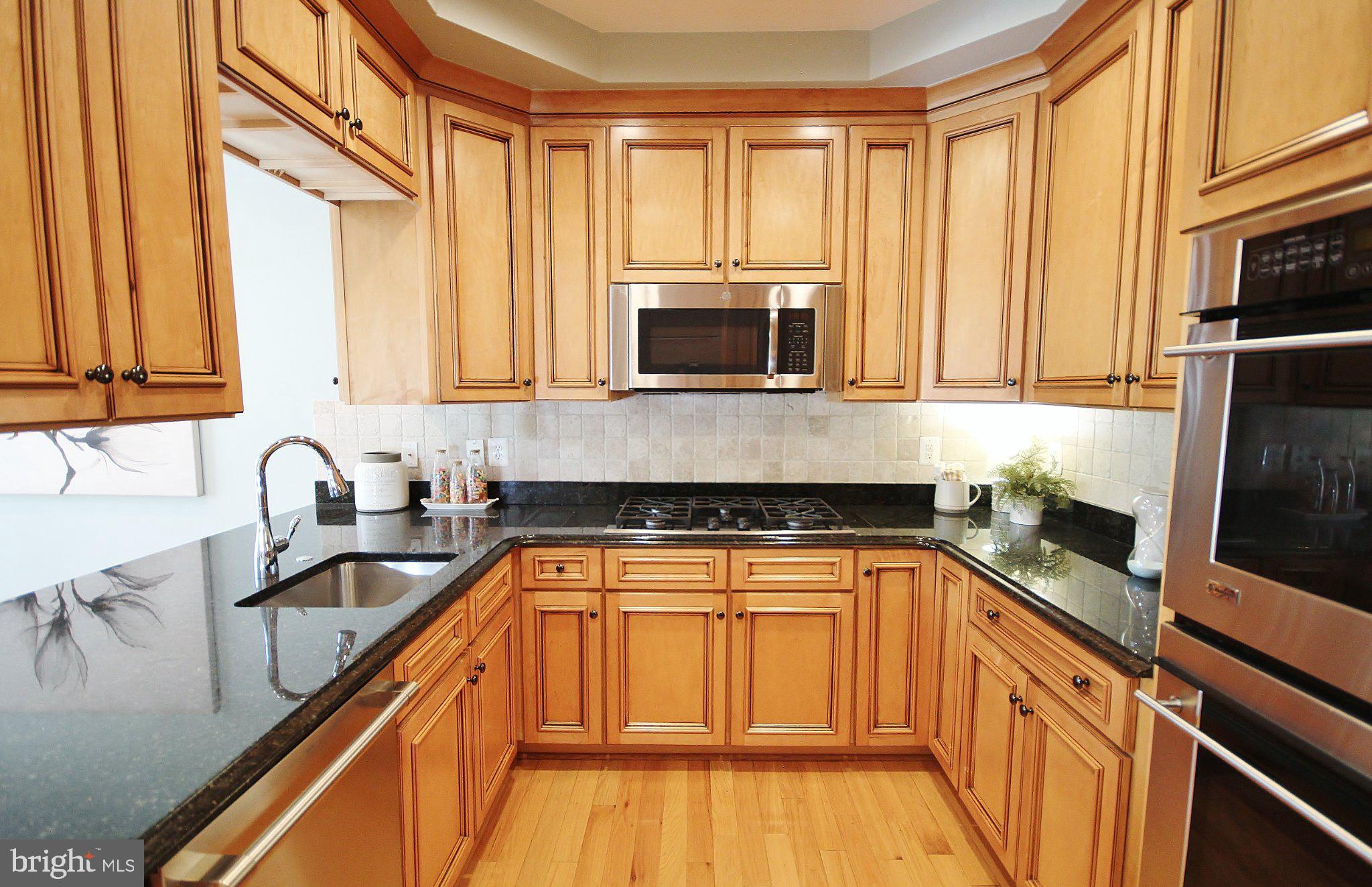 CHATHAM SQUARE - Residential