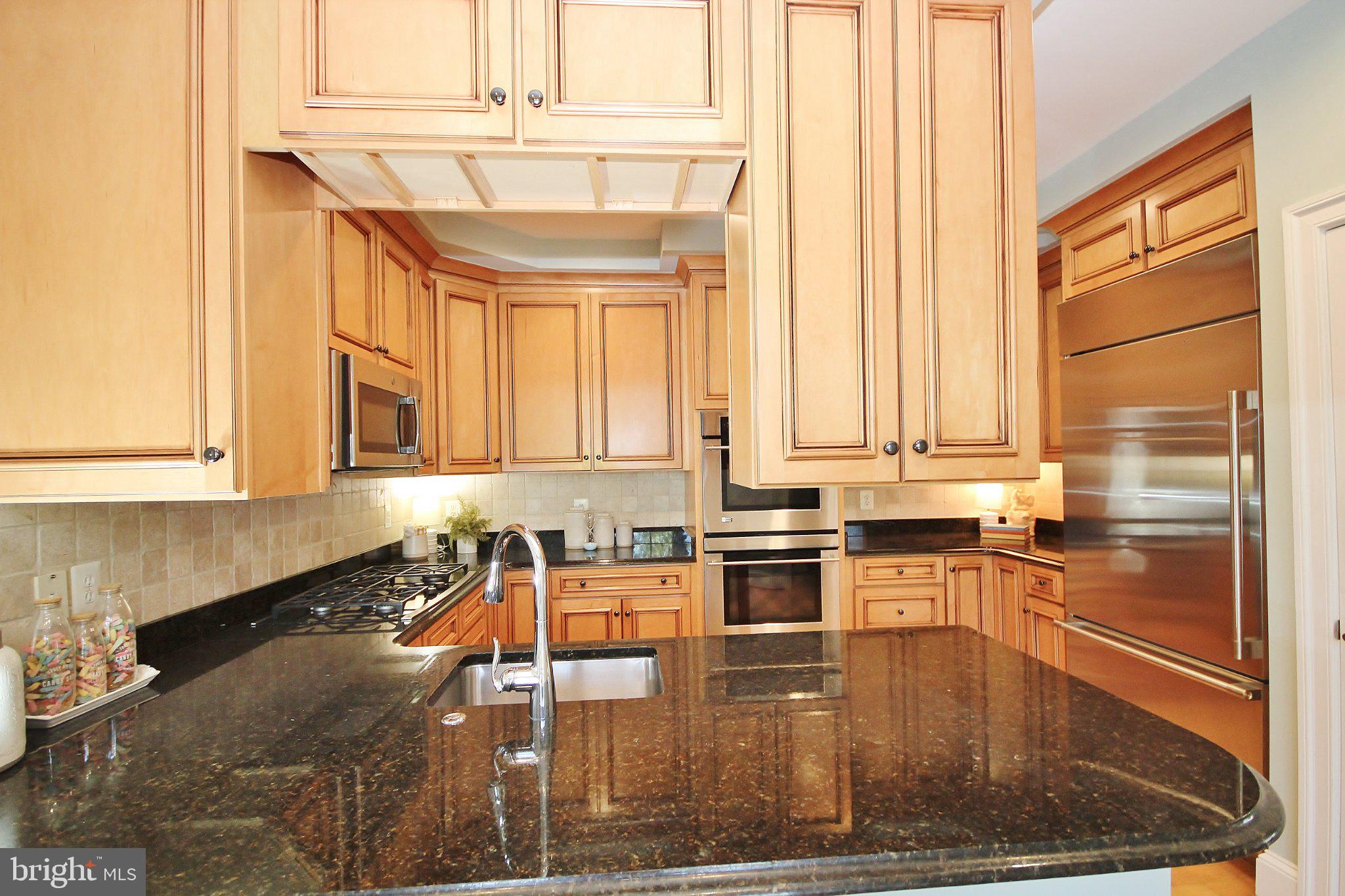 CHATHAM SQUARE - Residential