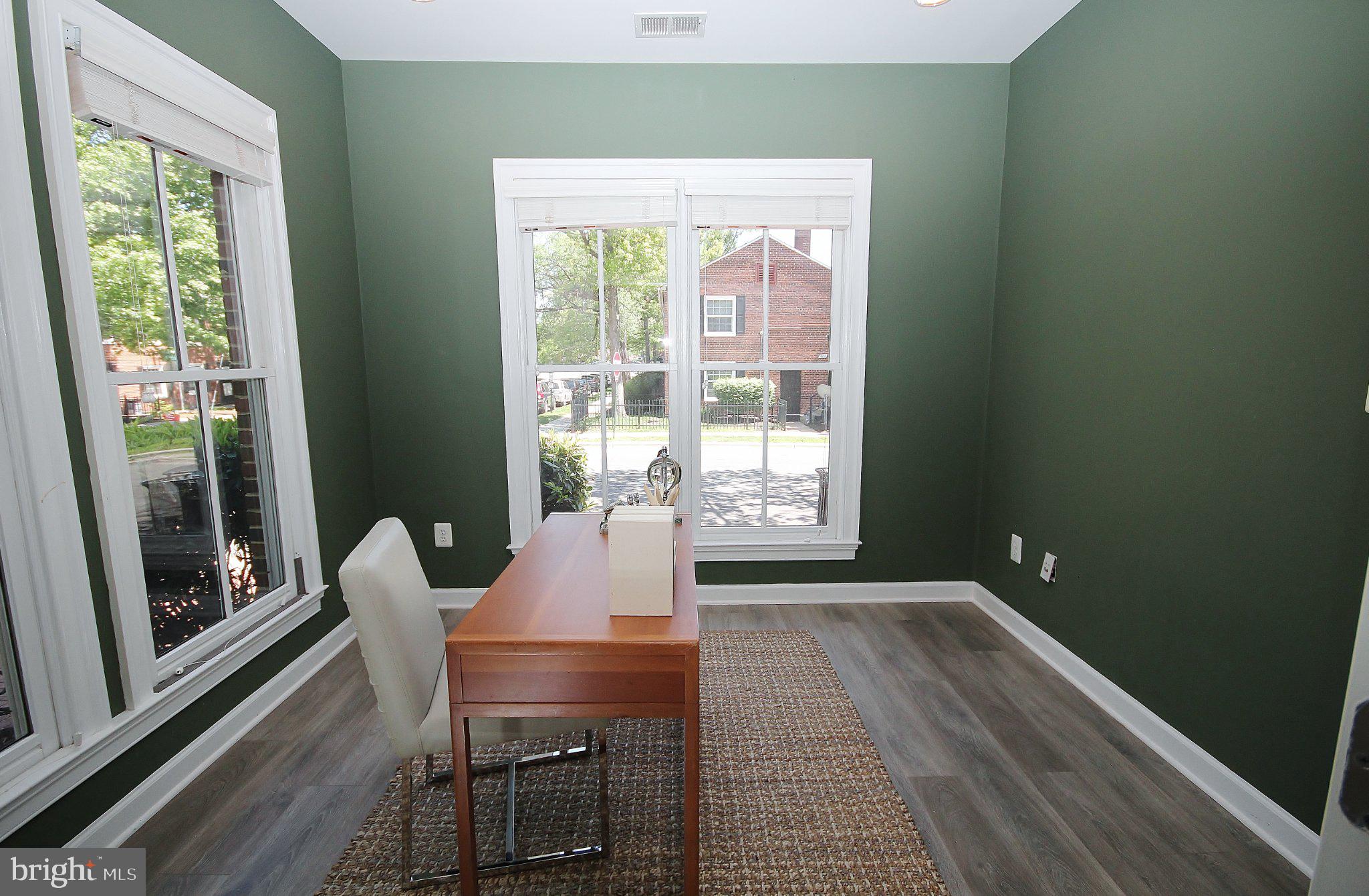 CHATHAM SQUARE - Residential