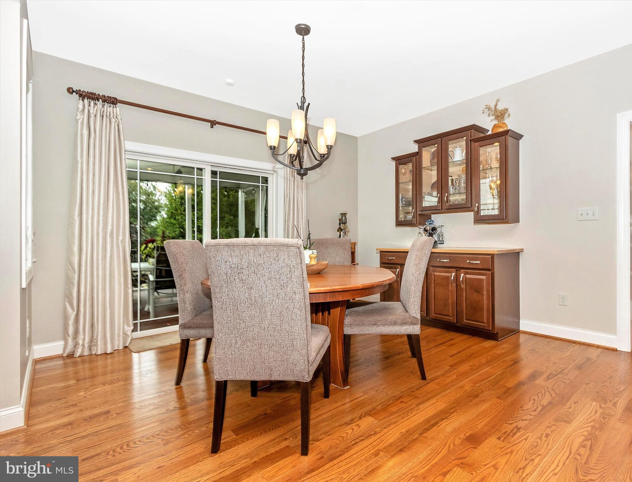 OVERLOOK AT KINGS PARK - Residential