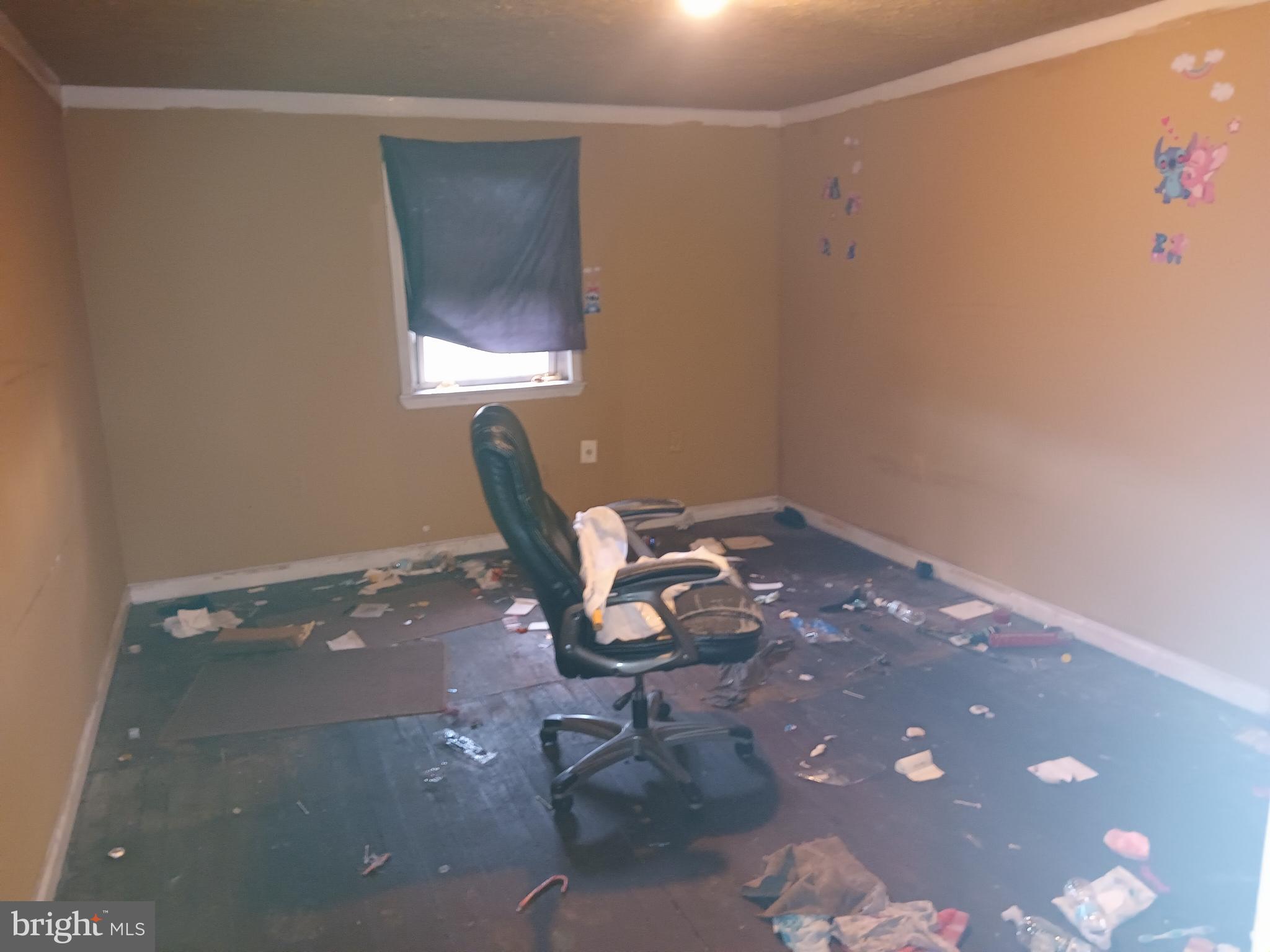 BALTIMORE HIGHLANDS - Residential