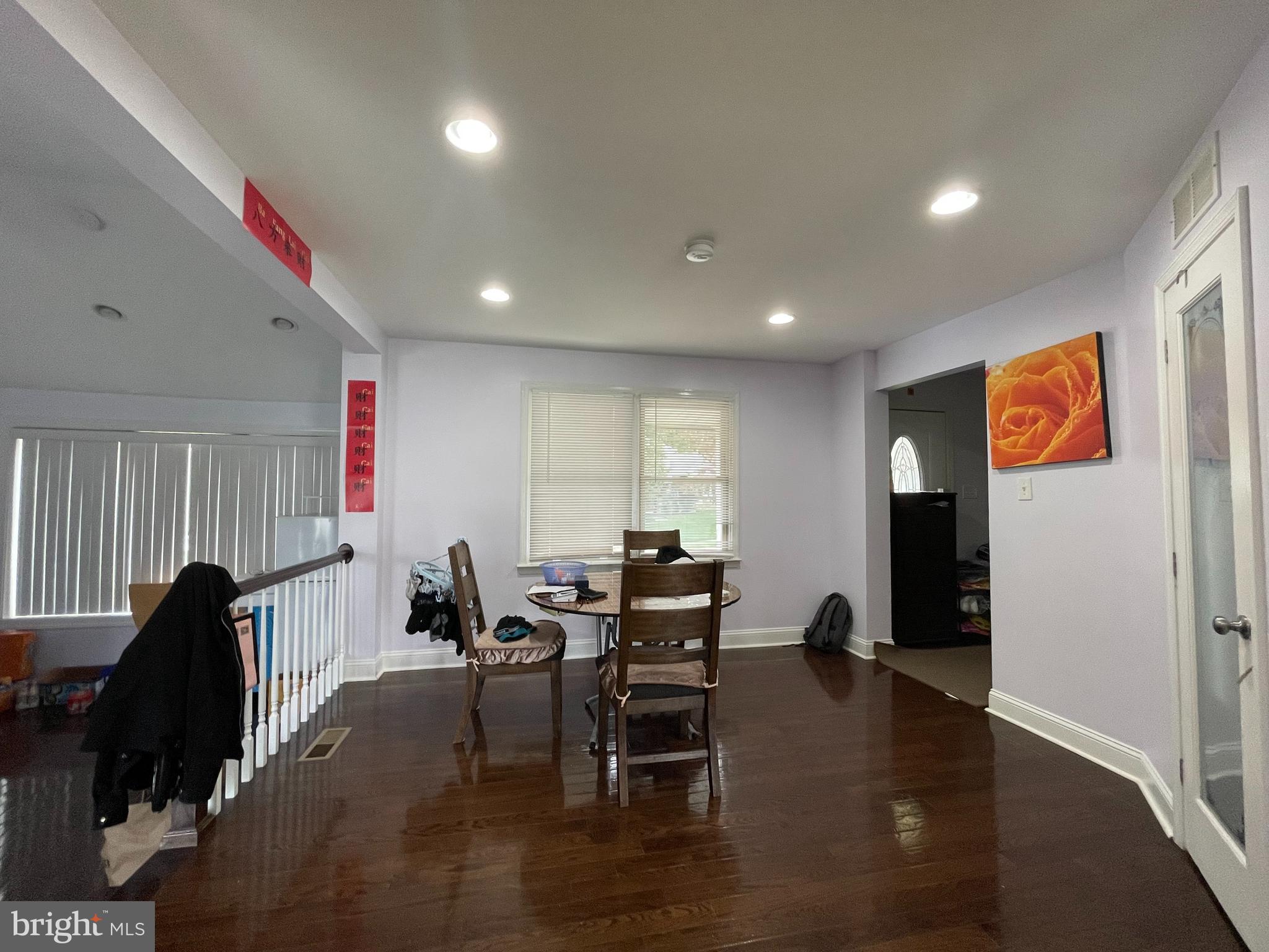 BUSTLETON - Residential