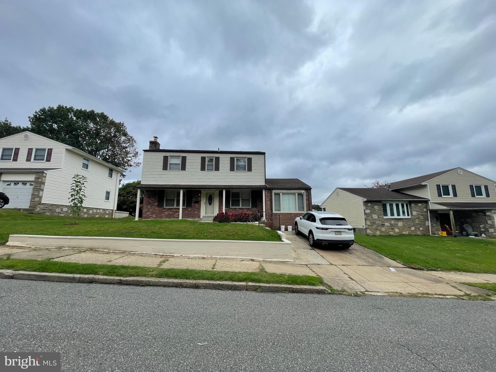 BUSTLETON - Residential