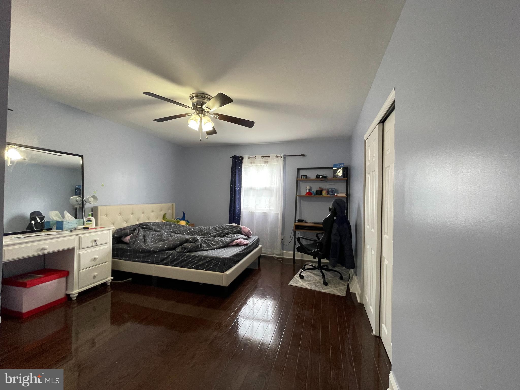 BUSTLETON - Residential