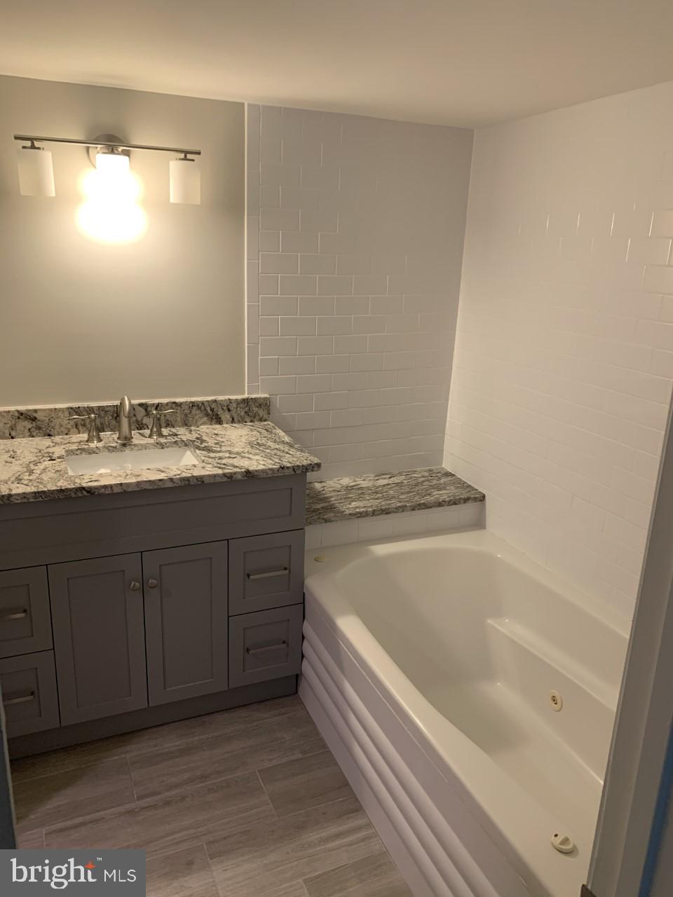 FAIRWINDS ON SEVERN - Residential