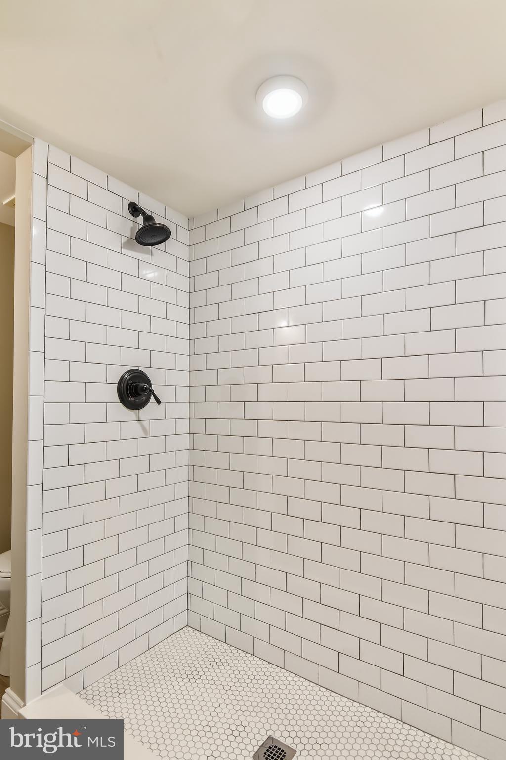 FAIRWINDS ON SEVERN - Residential