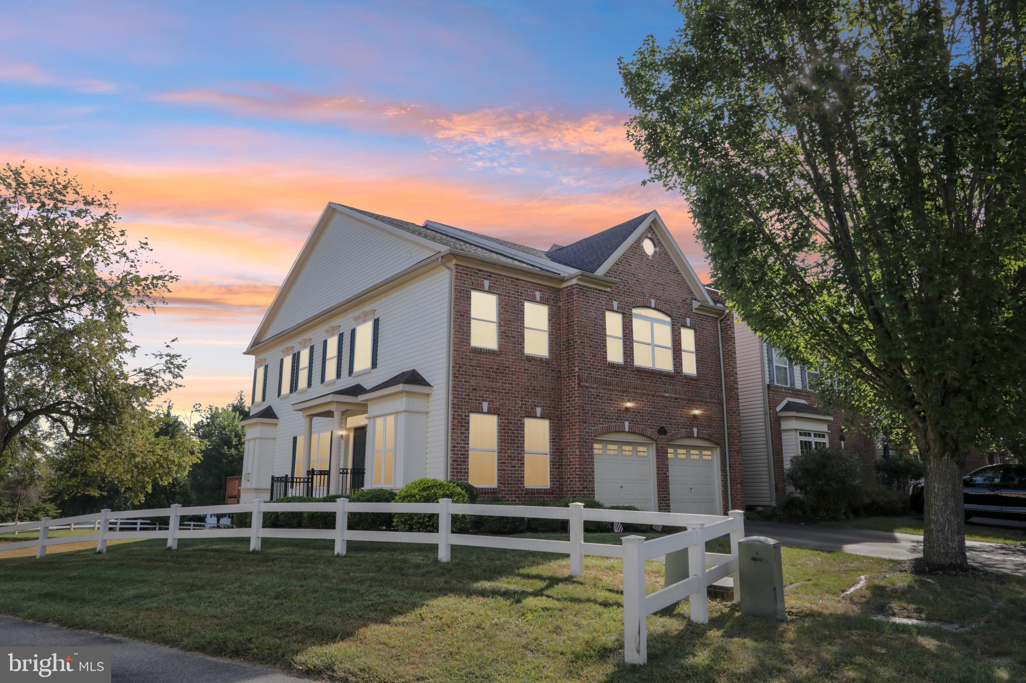Welcome to 3120 Woods Edge Dr, move-in ready 4-bedroom 3.5 bath end unit Carriage Home in the community of Northbrook located in Garnet Valley School District! Situated on a premium lot overlooking Clayton Park (Fall-Winter), the views are spectacular! This Home has everything today’s buyers desire and more! Enter the hardwood flooring foyer and feel right at home as you view the open concept plan. The formal living room is open to the formal dining room and flows right into the kitchen and family Room. The family room has a gas fireplace, and a wall of windows making it a perfect place to relax after a long day! The gourmet kitchen includes beautiful 42" white cabinetry, double stainless-steel sink, granite counters, double wall ovens, under-counter lighting and a mud room with everyday entry from the 2-car garage. There is a breakfast area for casual dining with glass sliding doors from both the family and kitchen leading out to the large deck with stunning views! Moving upstairs you will find a spacious primary bedroom suite with a vaulted ceiling, 2 spacious primary closets, the ensuite bath with two vanities, large soaking tub, shower and separate water closet. There are two additional bedrooms, a hall bath and tech area to complete the second level. The finished lower level is a great extension to the home’s living space with direct rear yard access, large fourth bedroom, rec room, full bath, and lots of storage. A few updates to mention: A new roof was installed in 2019, and new heater was installed in 2023; newly painted Deck. This is truly a beautiful home located perfectly in the development with easy access to trails. So close to everything: major roads, many parks, library, Brandywine Youth Club, shopping, including tax free shopping in Delaware, Phila Airport and more. This home and community have everything today’s buyer desires. Unpack in the morning and entertain in the evening!