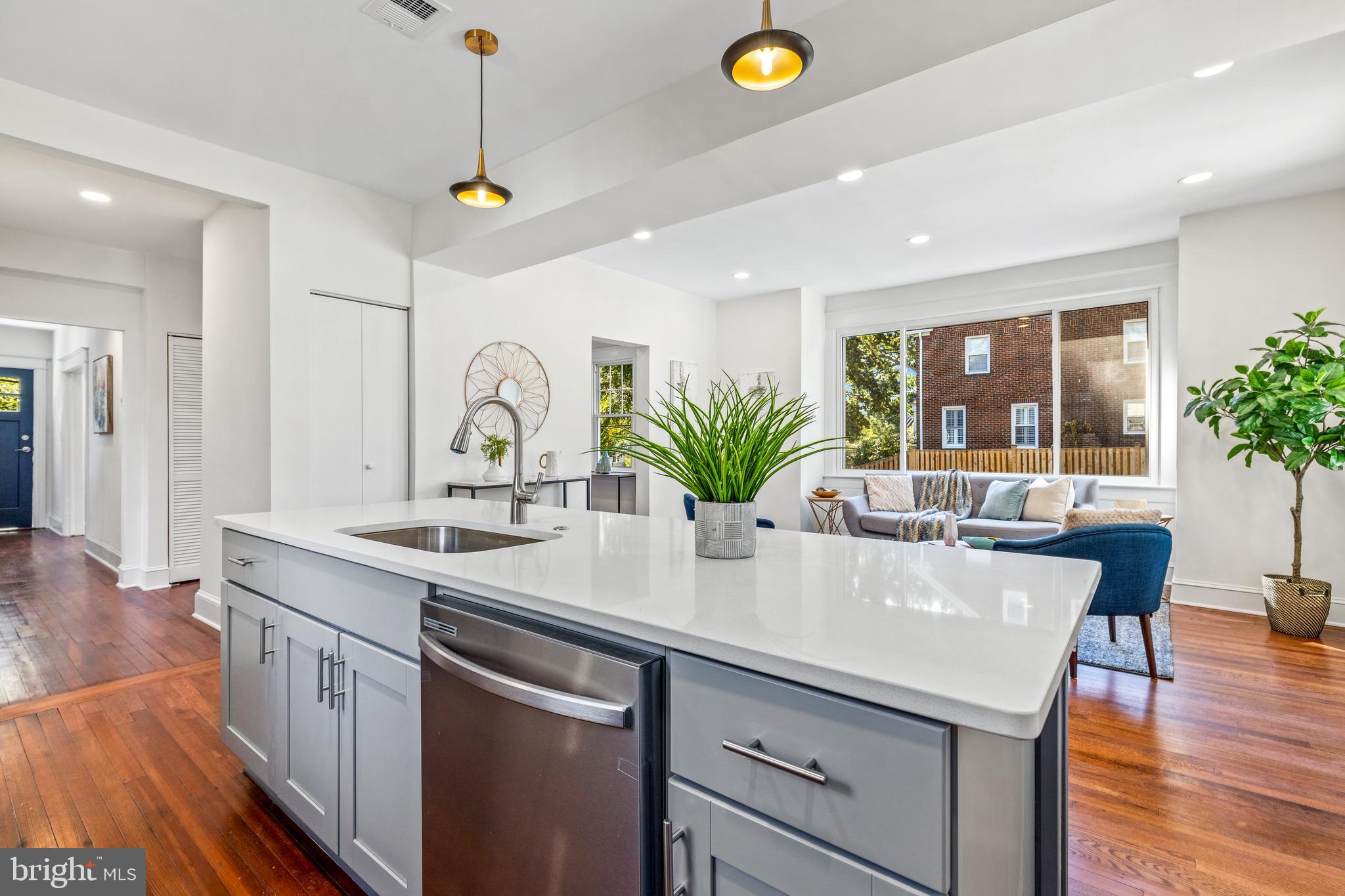 COTTAGE CITY - Residential