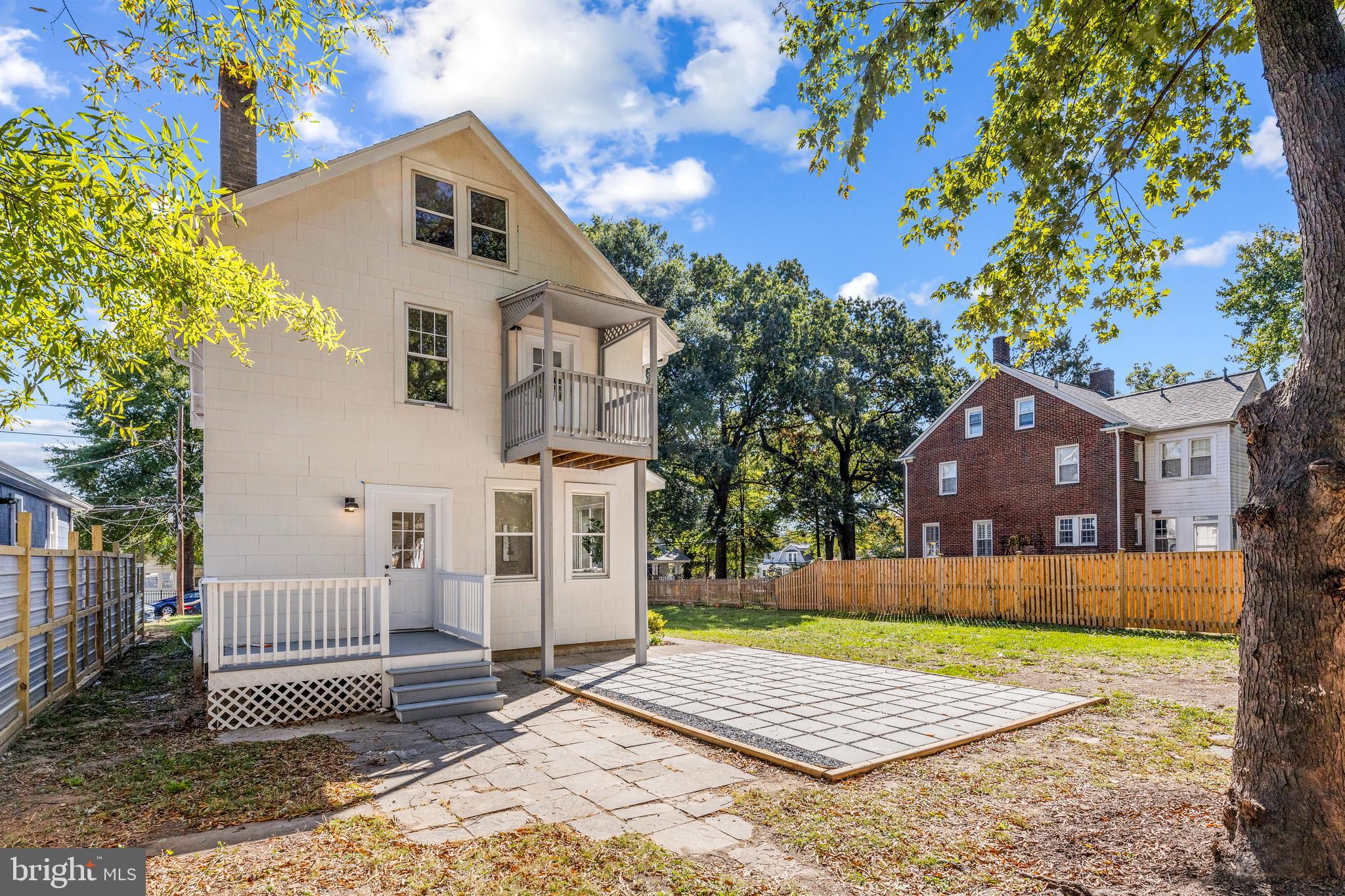 COTTAGE CITY - Residential