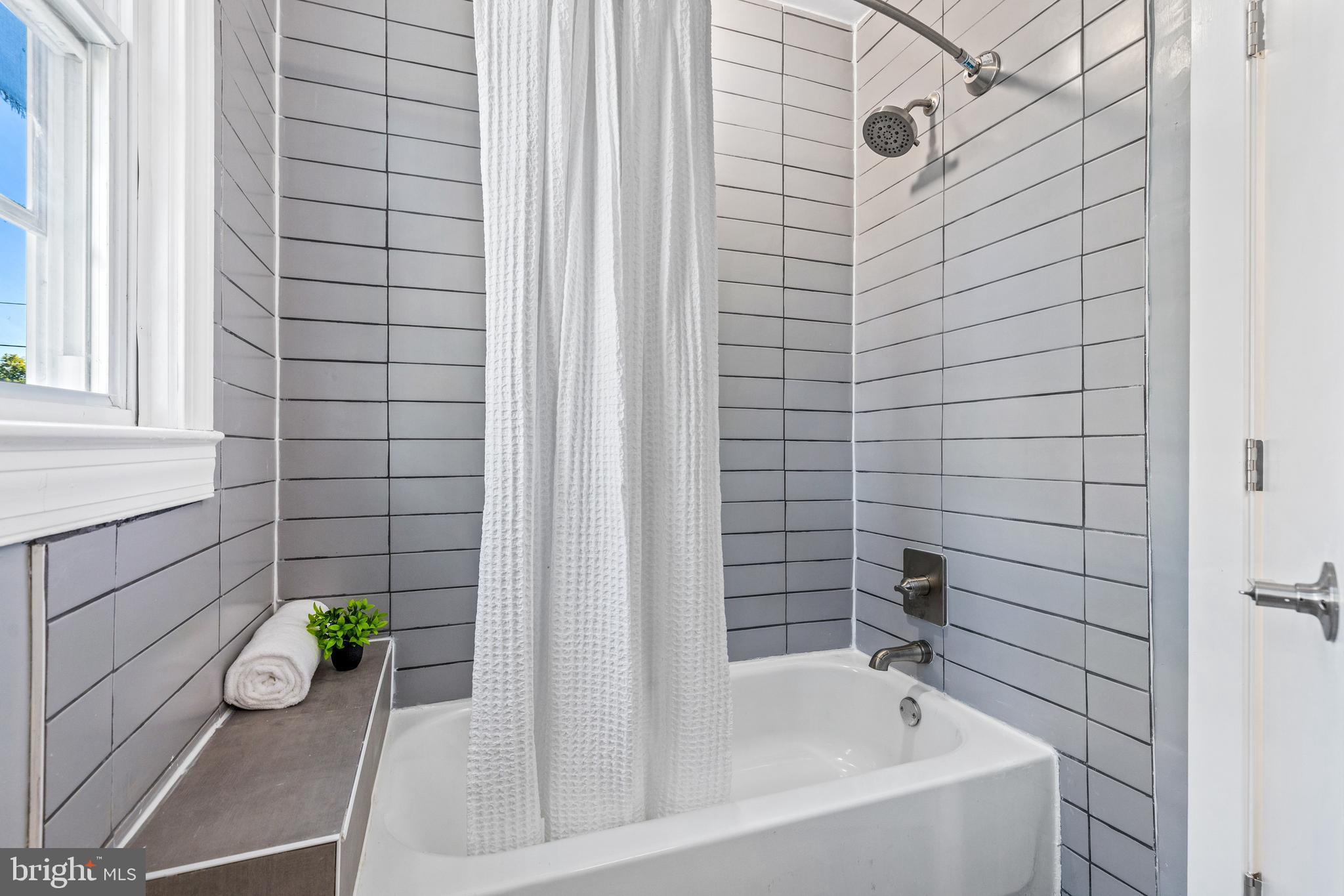 COTTAGE CITY - Residential