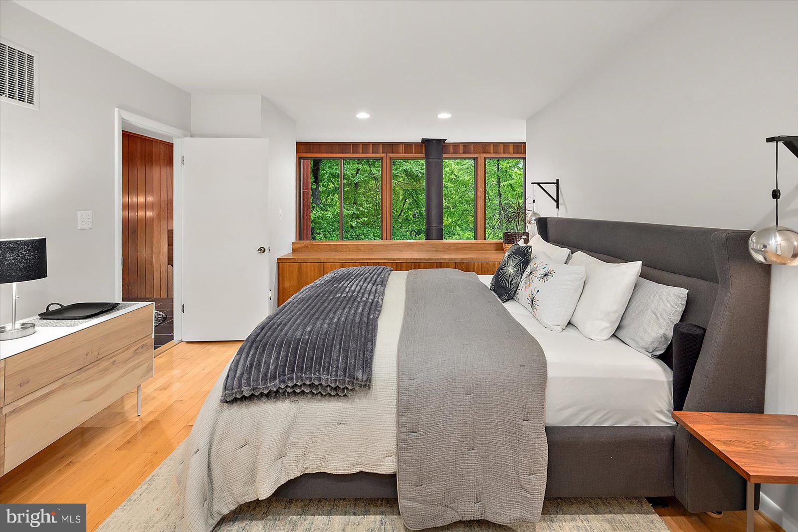 EPPING FOREST - Residential