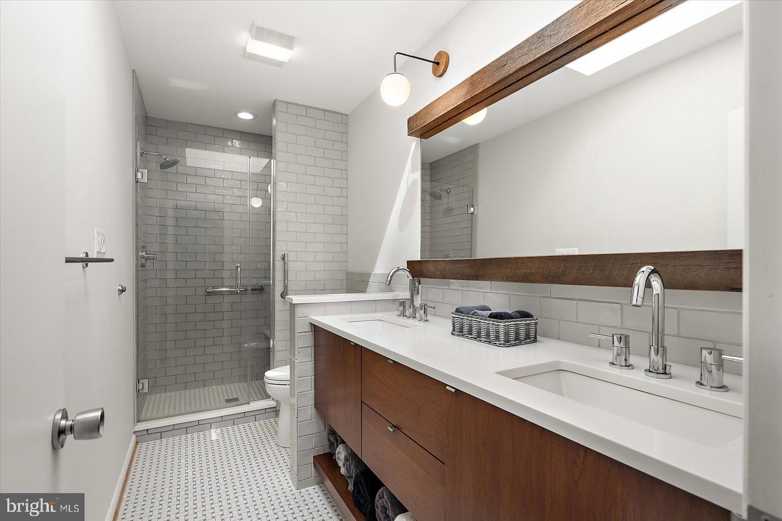 EPPING FOREST - Residential