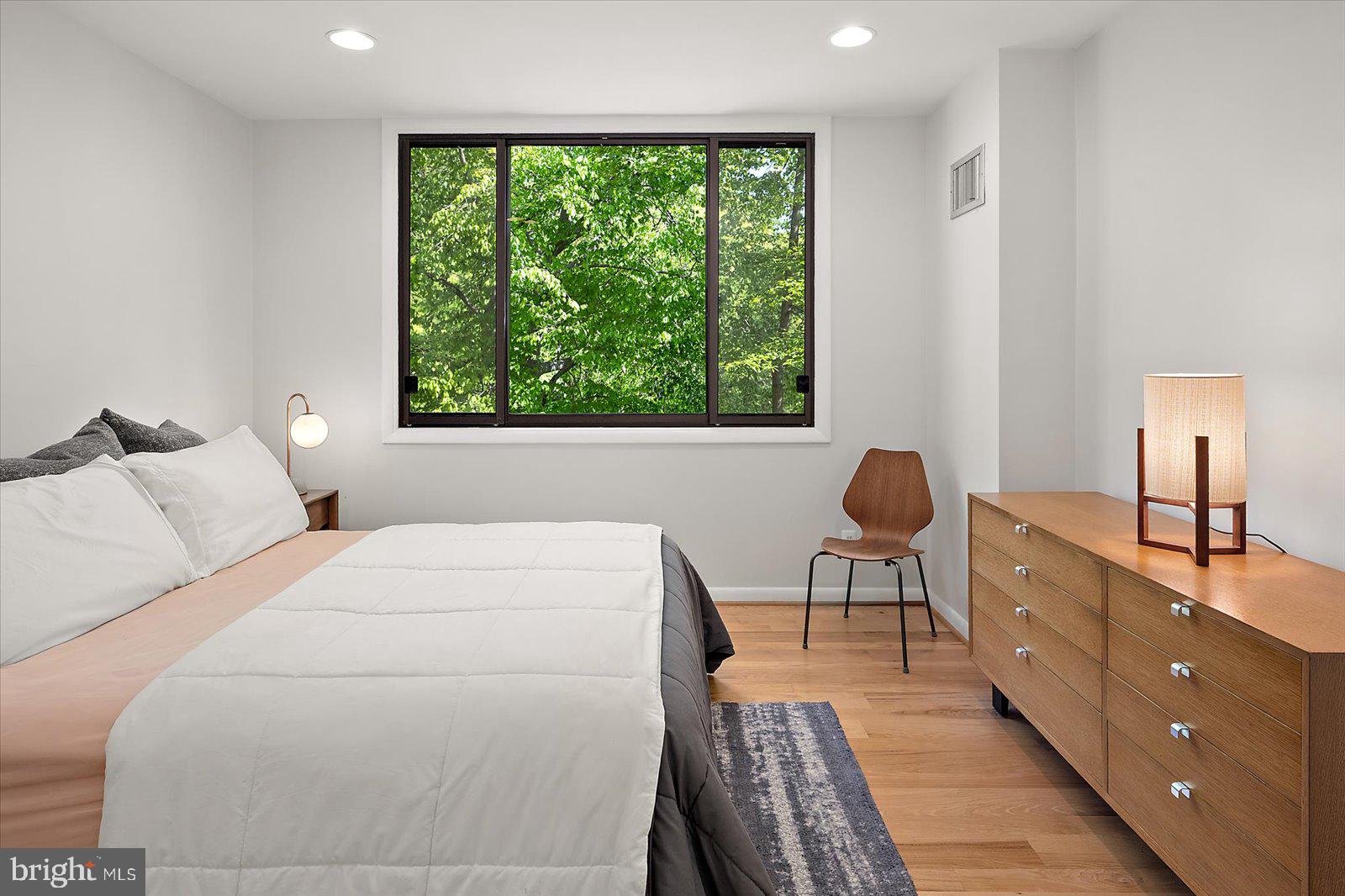 EPPING FOREST - Residential