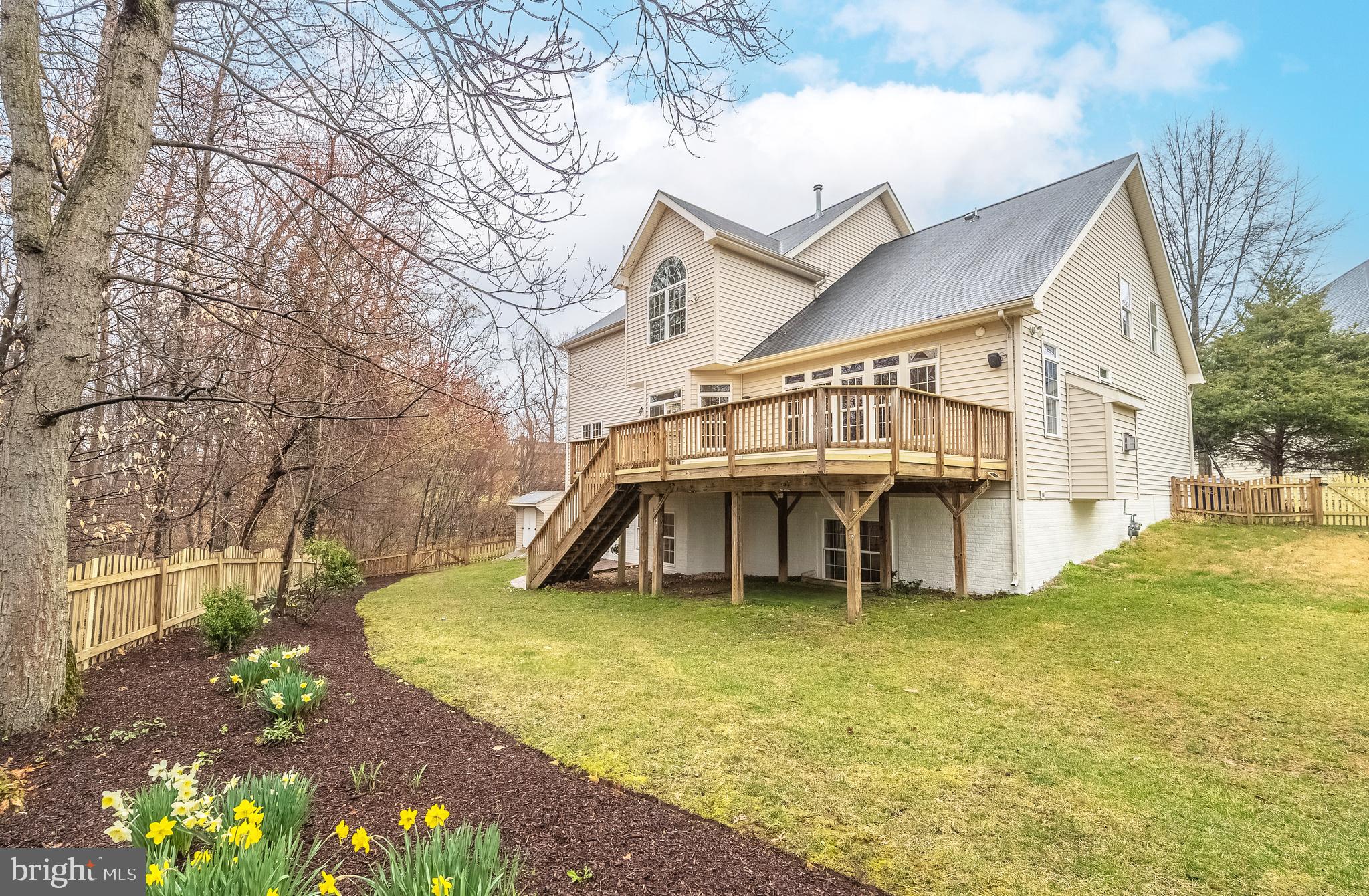 BELL MANOR ESTATES - Residential